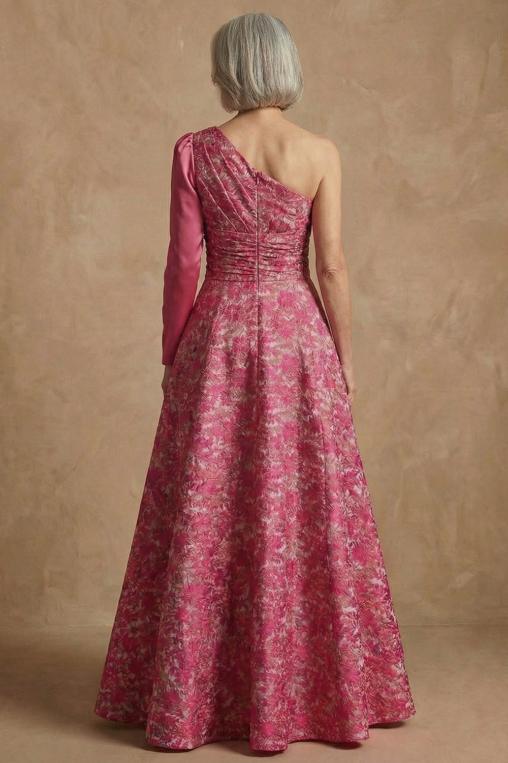 Robe longue de mère de la mariée fuchsia asymétrique à fleurs coupe trapèze