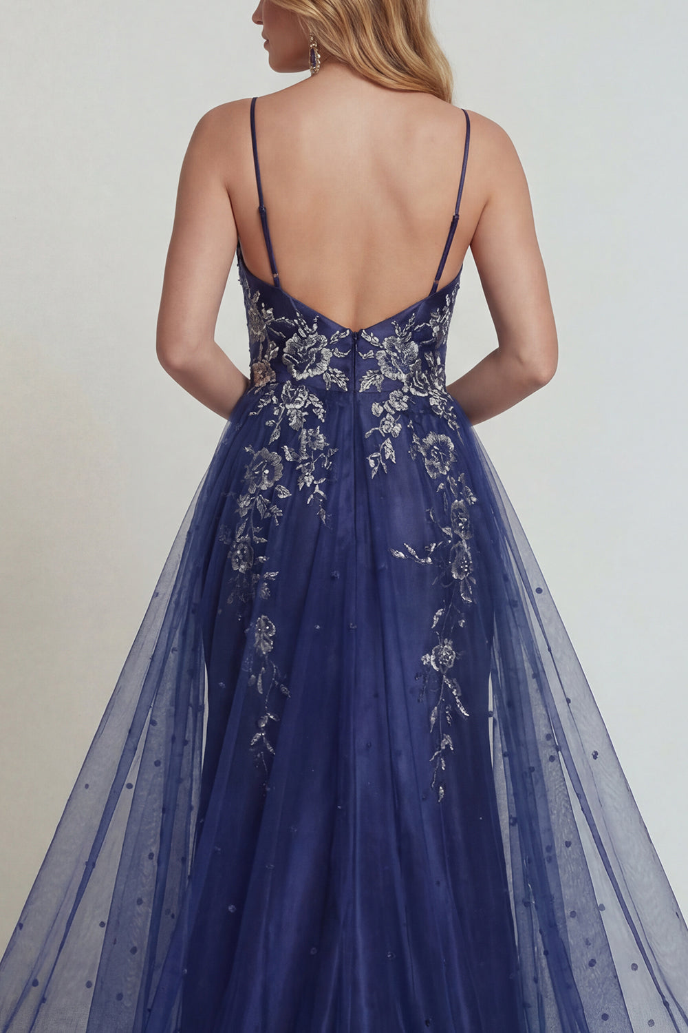 Robe sirène fourreau bleu marine à bretelles spaghetti en satin orné d'appliques et fendue pour mère de la mariée