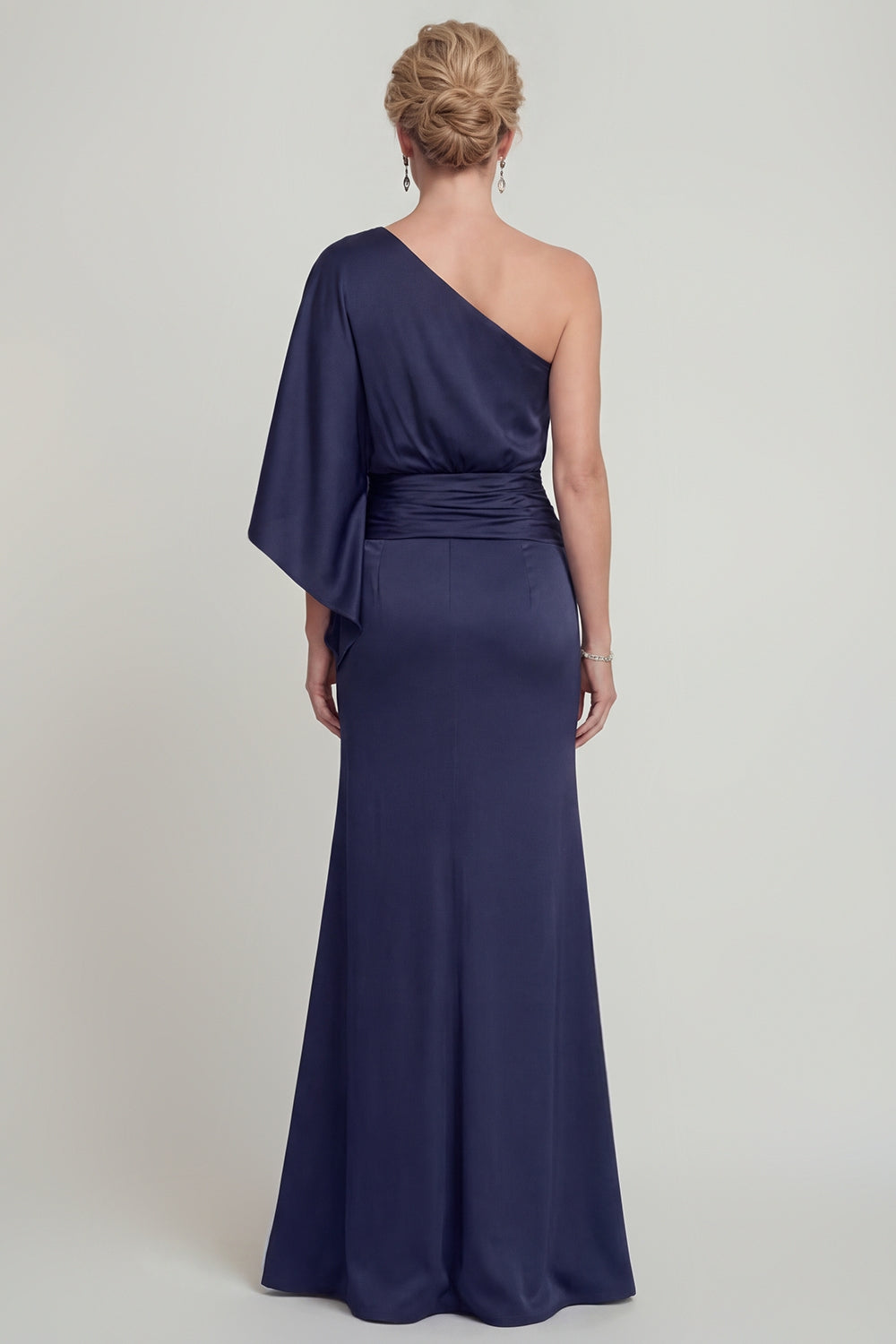 Robe fourreau longue de demoiselle d'honneur ruchée asymétrique bleu marine