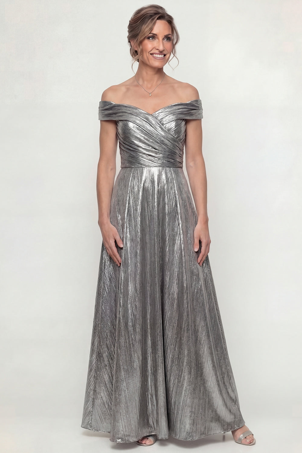 Robe de Mère de la Mariée Sirène Grise Argentée Froncée Épaules Dénudées