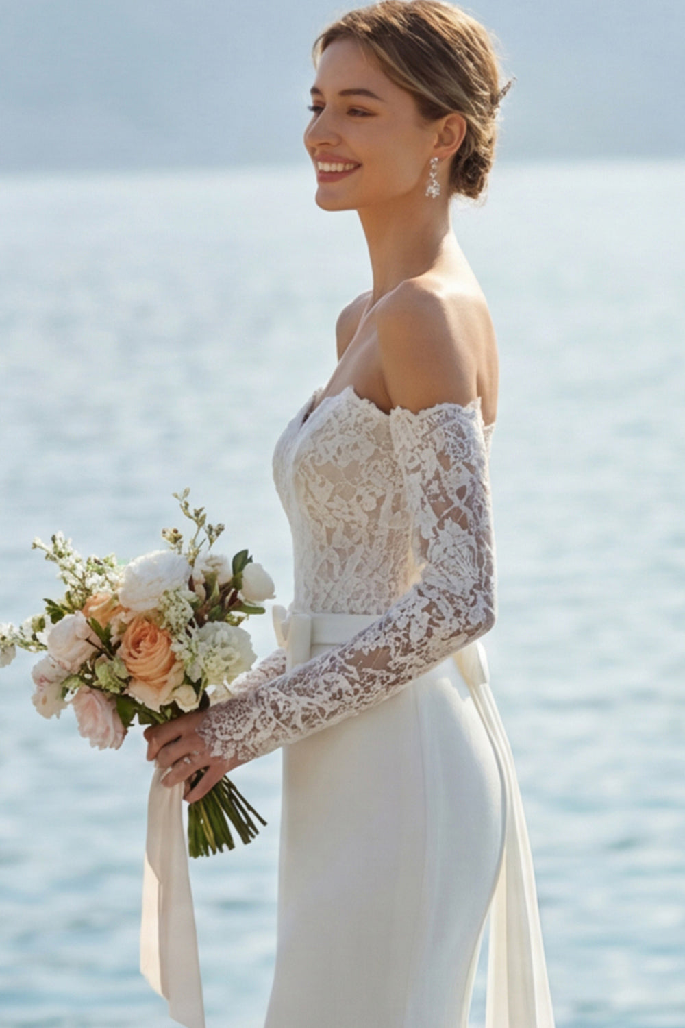 Ivory Lace Appliquéd Mermaid Sweetheart Long Wedding Dress with Bow