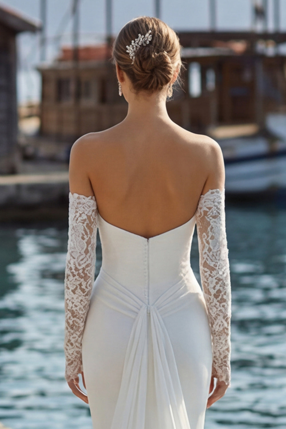 Robe de mariée longue sirène ivoire en dentelle à appliques, avec décolleté en cœur