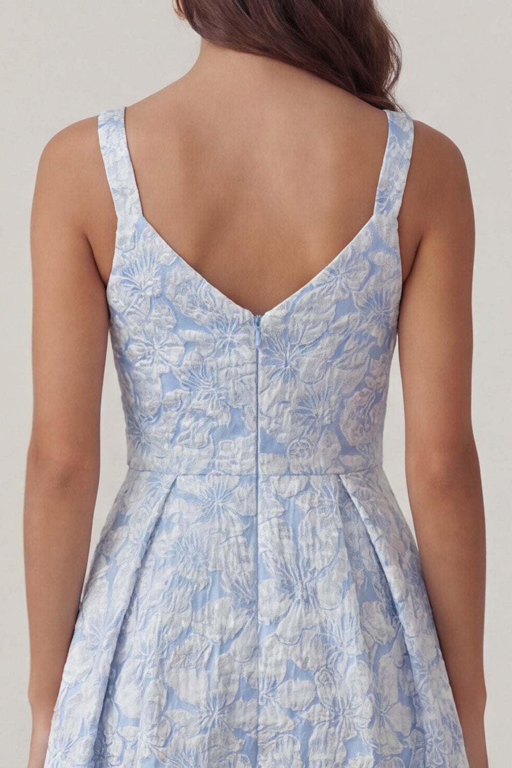 Robe midi bleu jacquard à encolure en V froncée coupe évasée