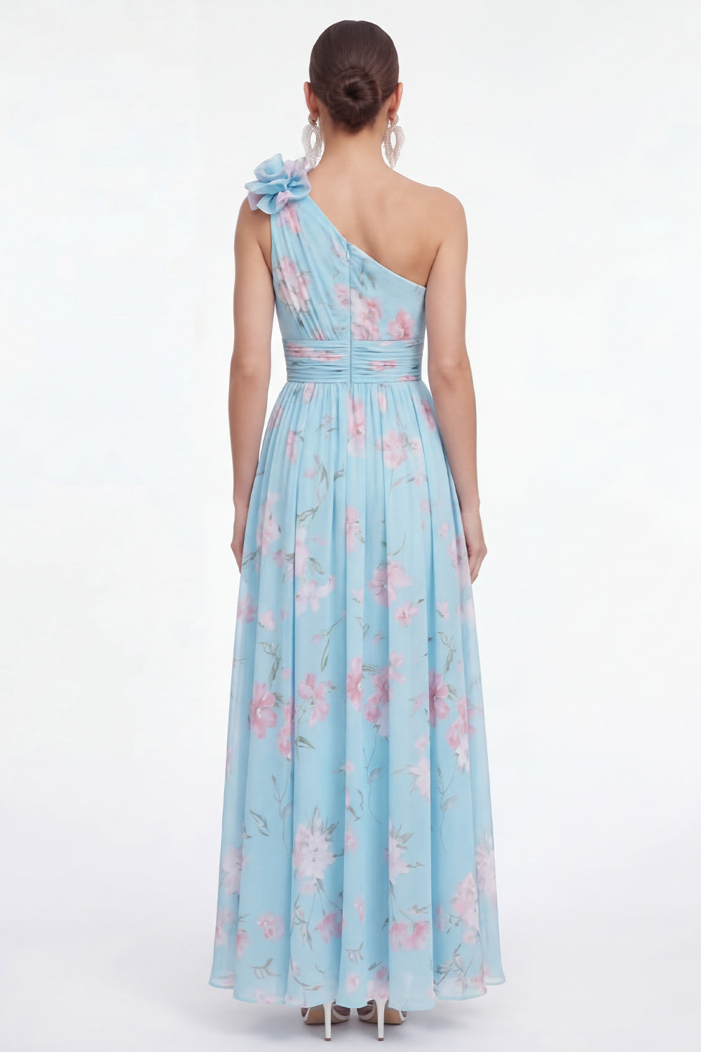 Robe longue fleurie en mousseline plissée verte à fleur 3D et épaule dénudée