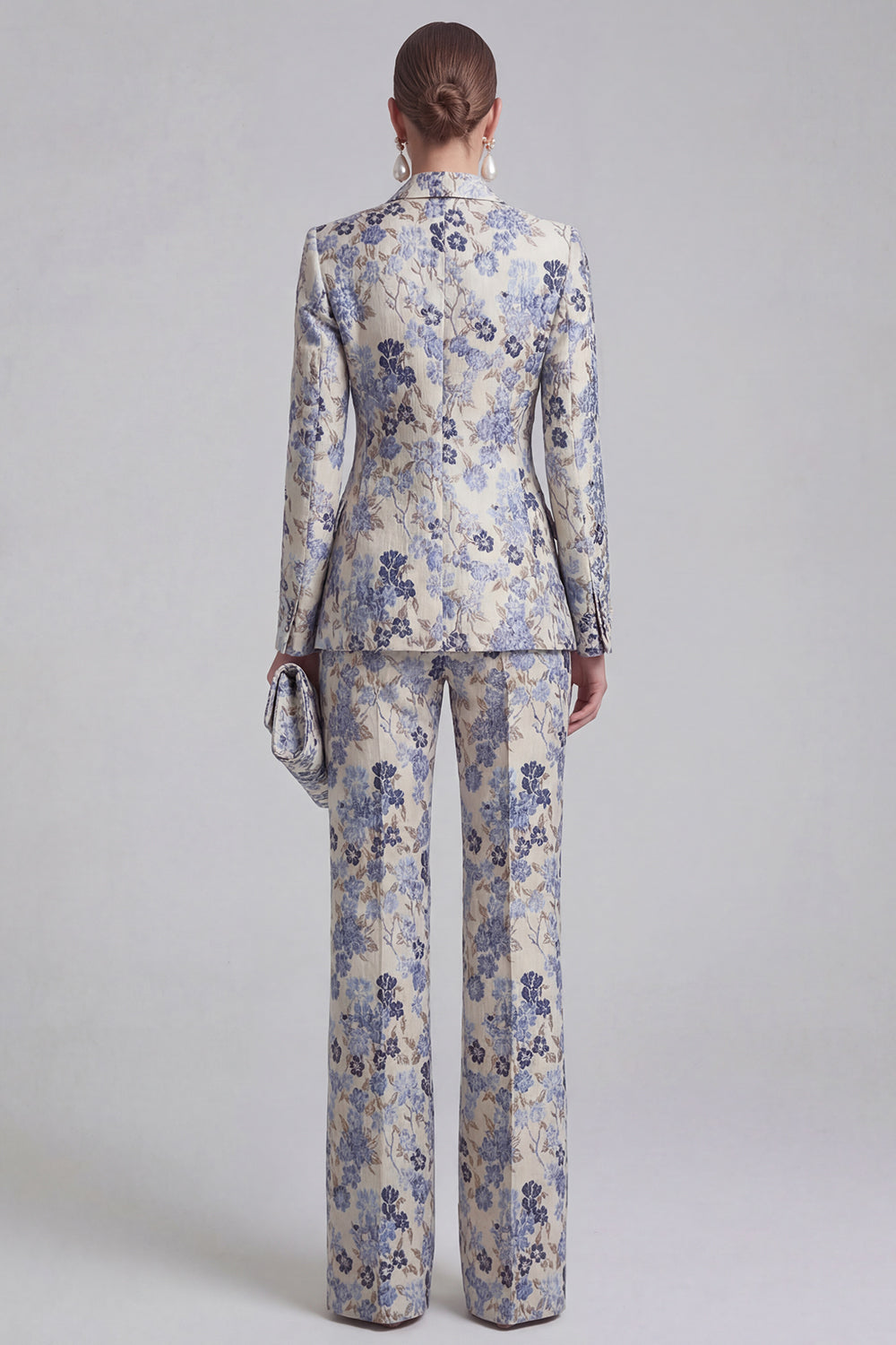 Costumes de bal croisés à revers fleuris bicolores champagne et rose