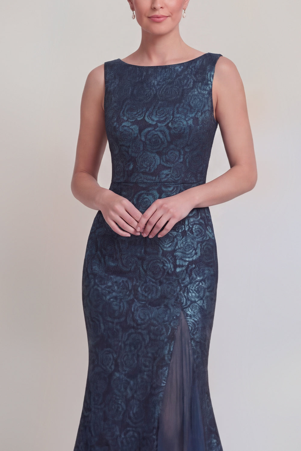 Robe longue de mère de la mariée sirène vert foncé floral à col bateau avec fente