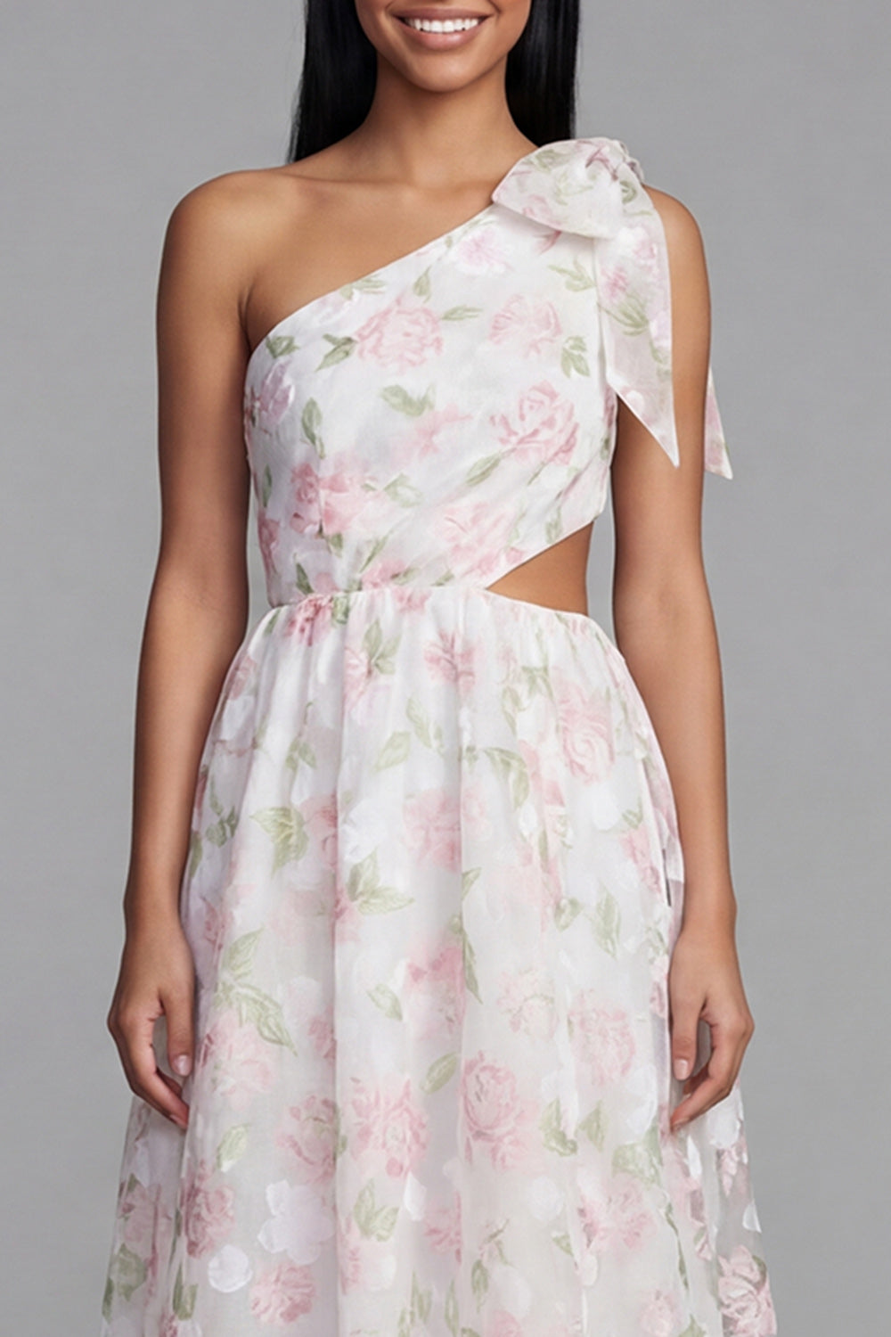 Robe trapèze asymétrique en mousseline florale blanche et rose à découpes et nœud