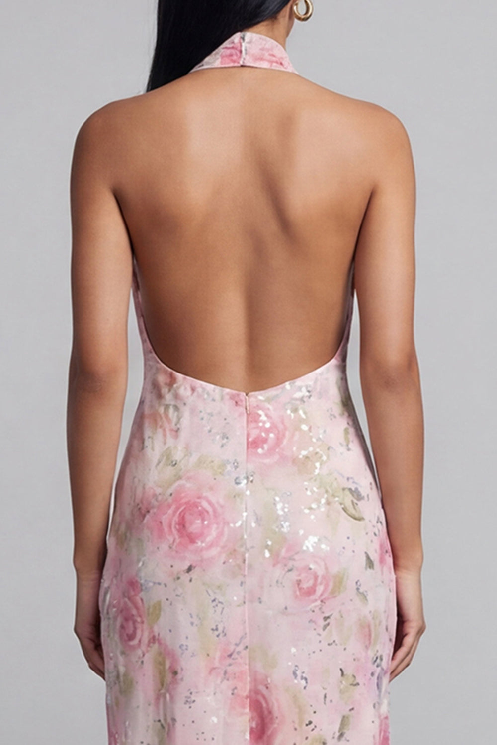 Vestido midi ceñido floral de tul rosa brillante con cuello halter y abertura