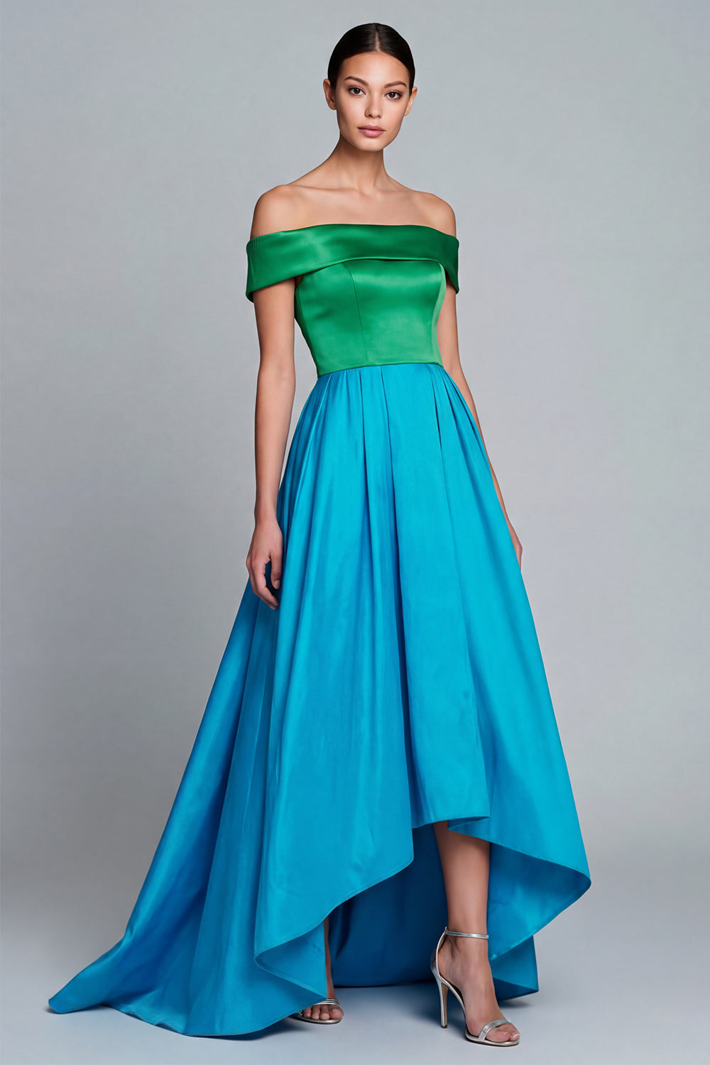 Robe de soirée asymétrique évasée en satin vert et bleu à épaules dénudées