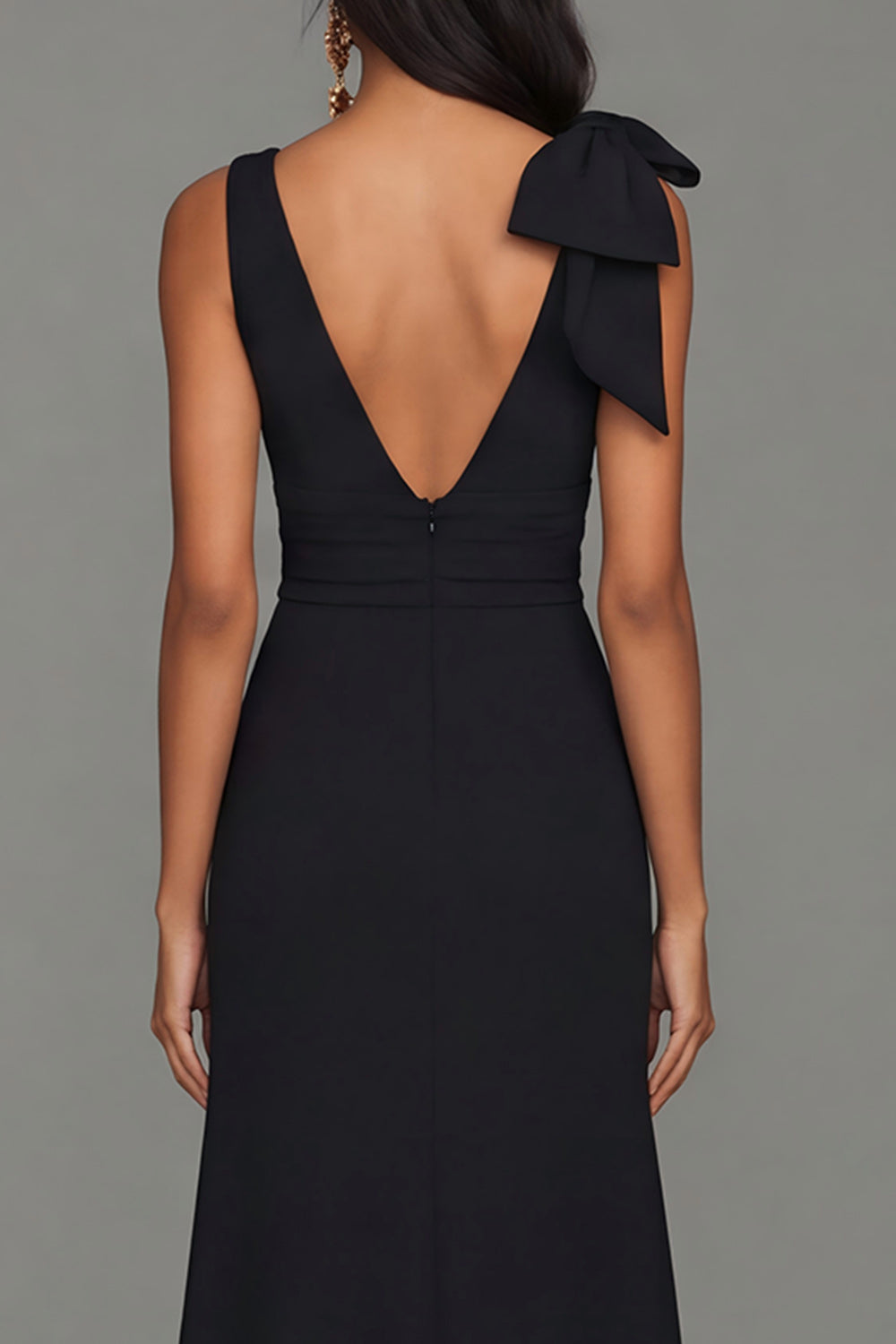 Robe de Soirée Longue Sirène Noire avec Décolleté en V, Volants et Fente