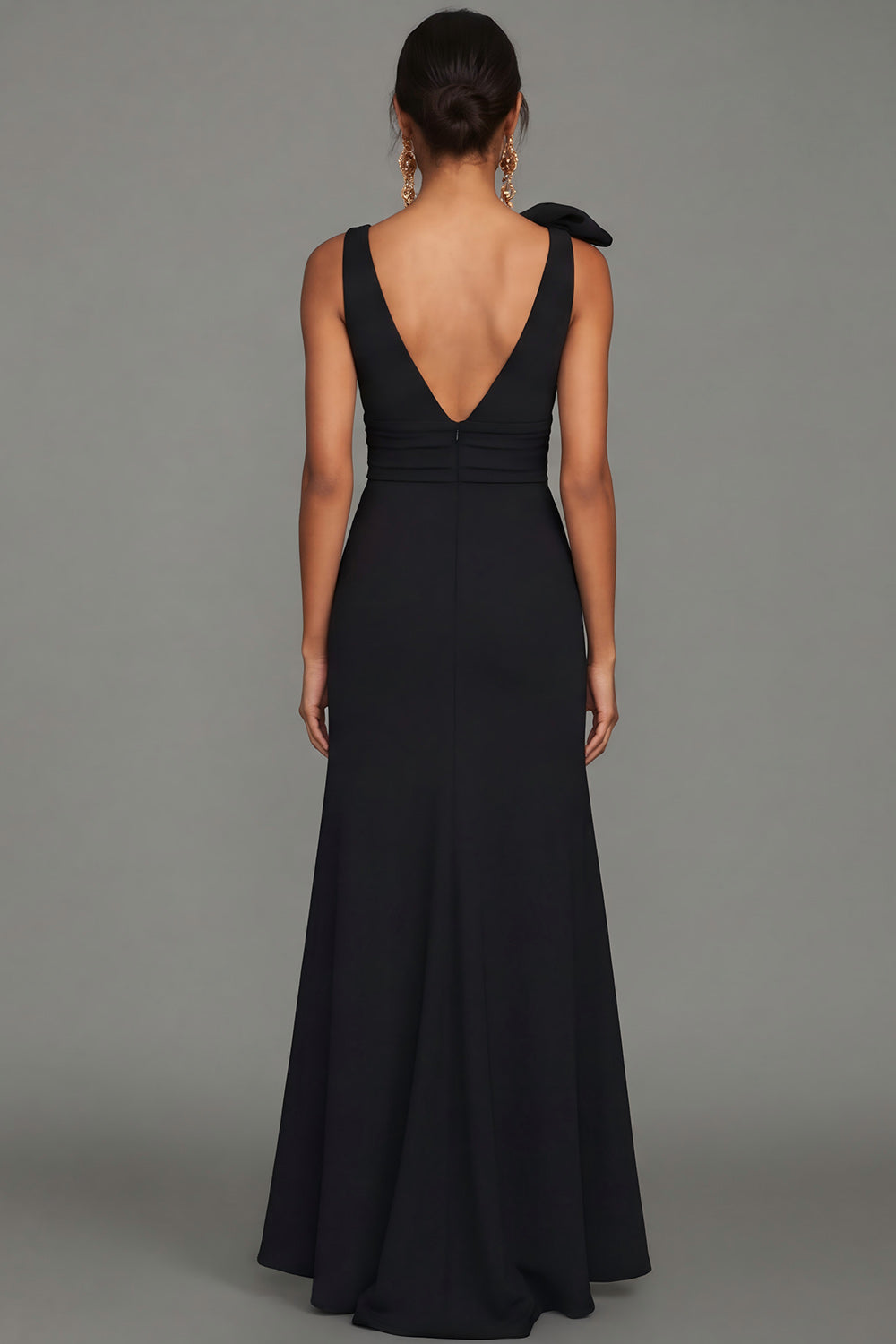 Robe de soirée longue noire fourreau col en V avec nœud