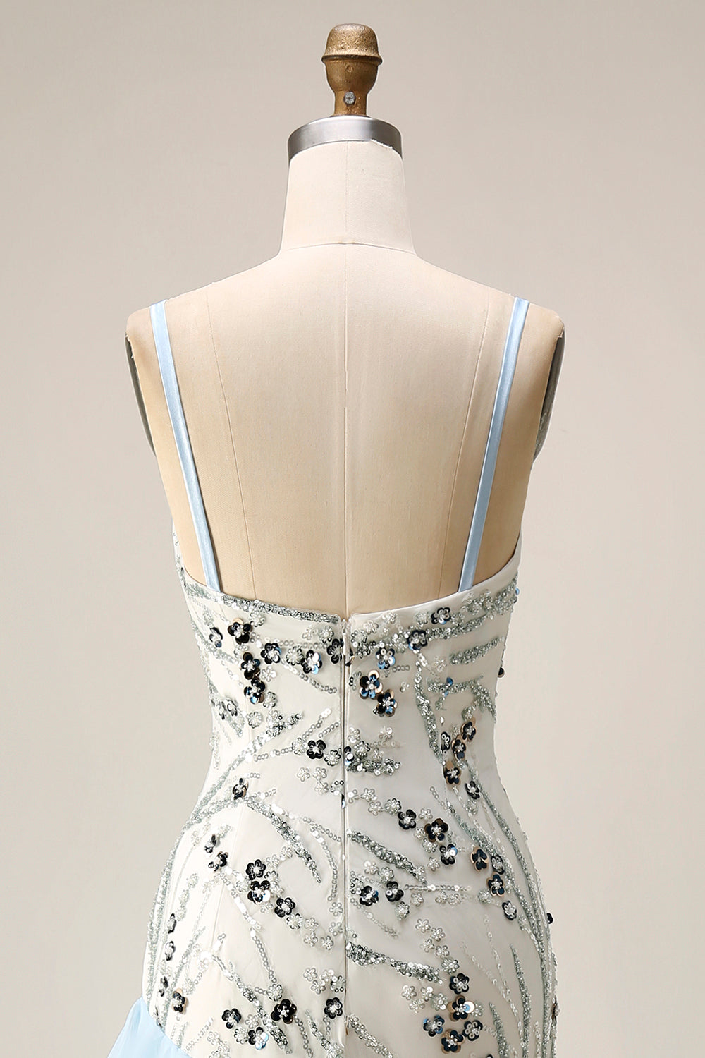 Robe de bal longue sirène en sequins bleu clair avec volants