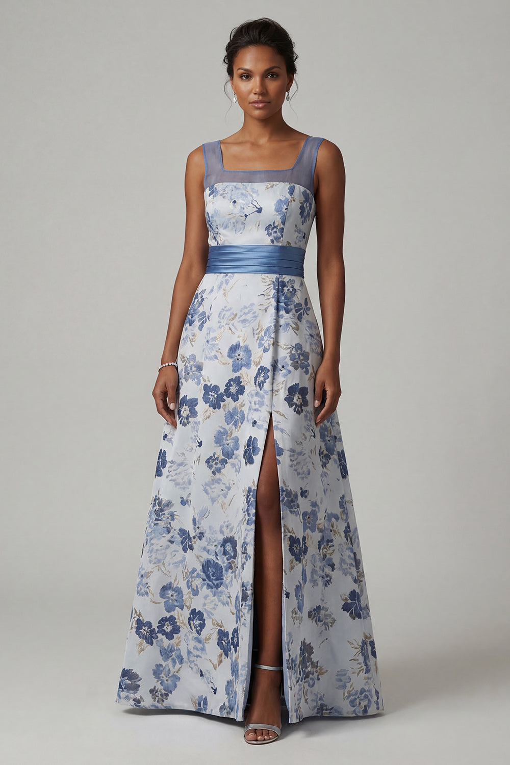 Robe de mariée trapèze col carré bleu poudré fleuri pour la mère de la mariée