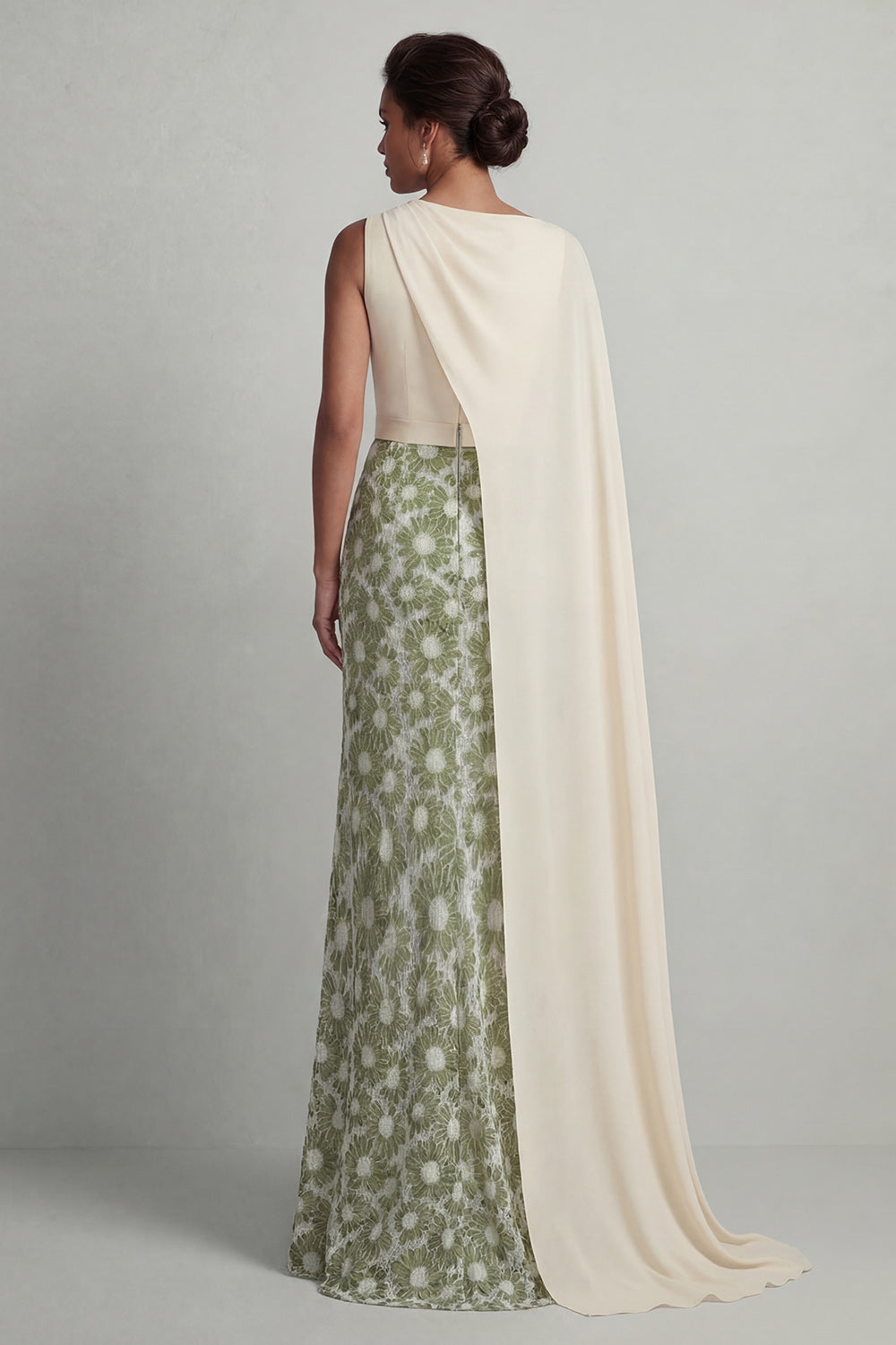 Green Round Neck Sheath Floral Long Mother Of The Bride Dress With Side Cape