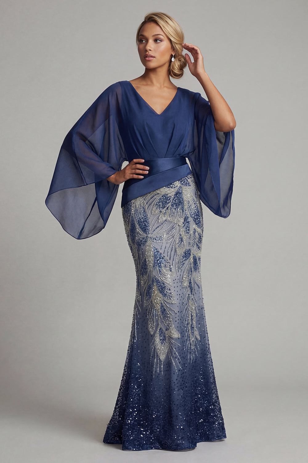 Sparkly Navy V-Neck Mermaid Mother of the Bride Dress with Cape Sleeves