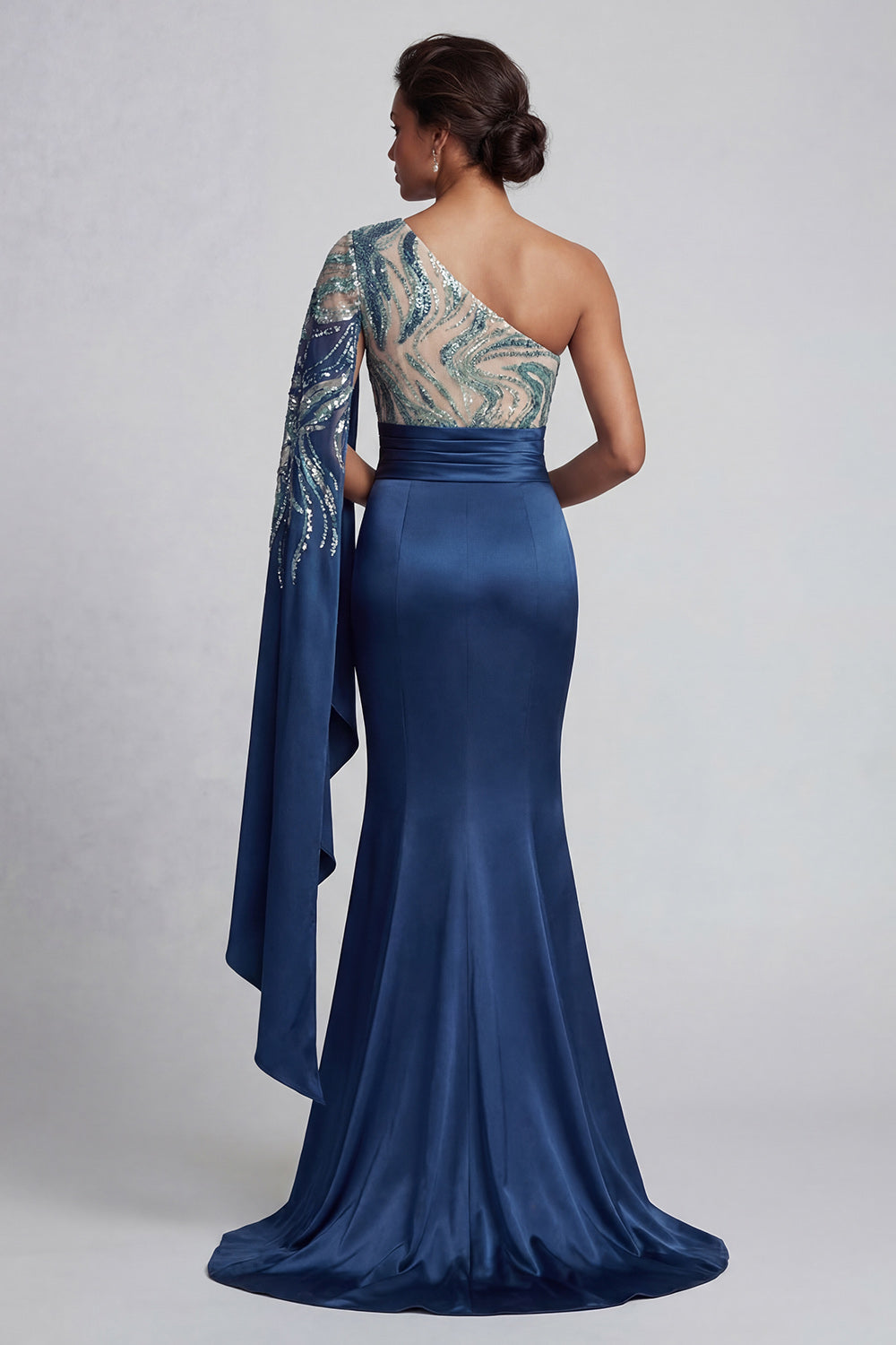 Robe sirène bleu marine à épaule unique pour mère de la mariée avec manches cape