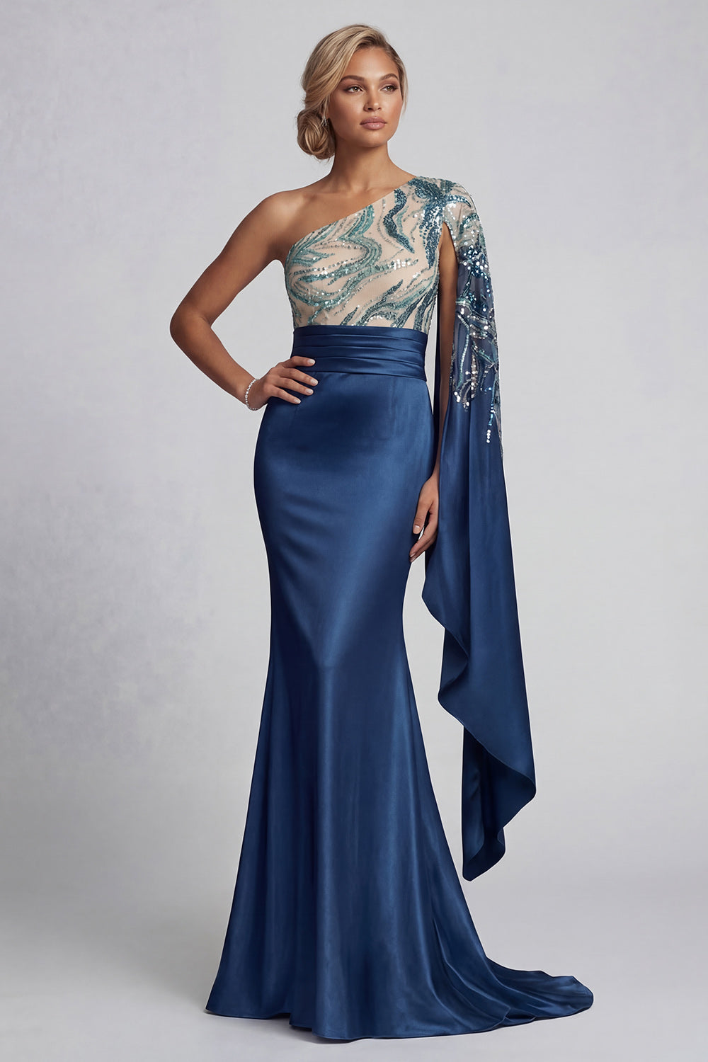 Robe sirène bleu marine à épaule unique pour mère de la mariée avec manches cape