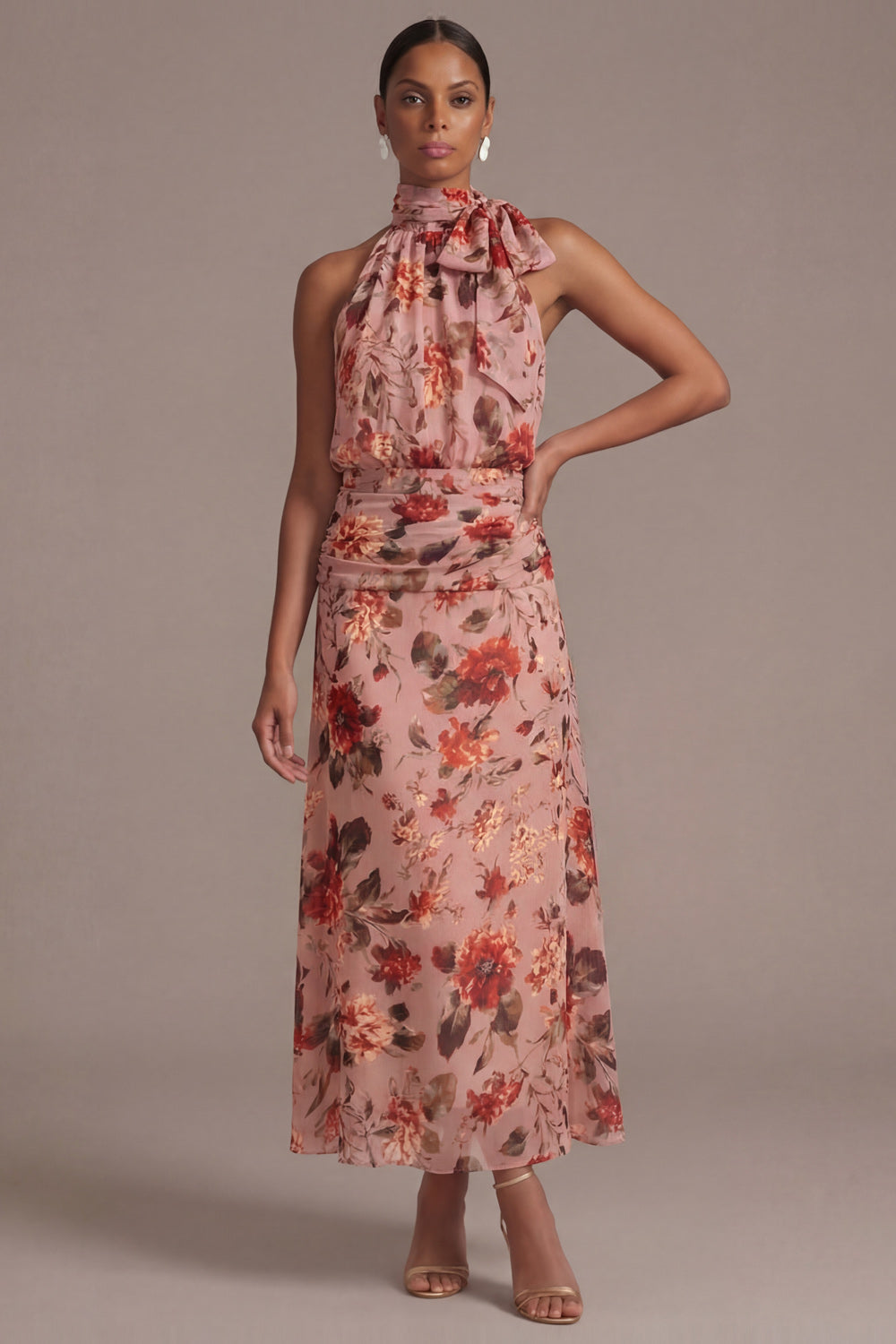 Robe Longue de Demoiselle d'Honneur Dusty Rose à Fleurs avec Nœud et Coupe Évasée