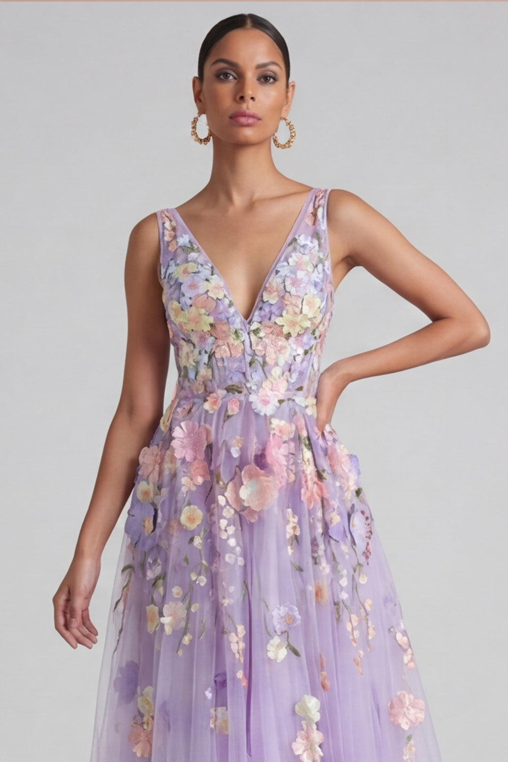 Robe midi florale évasée à col en V avec applications lilas