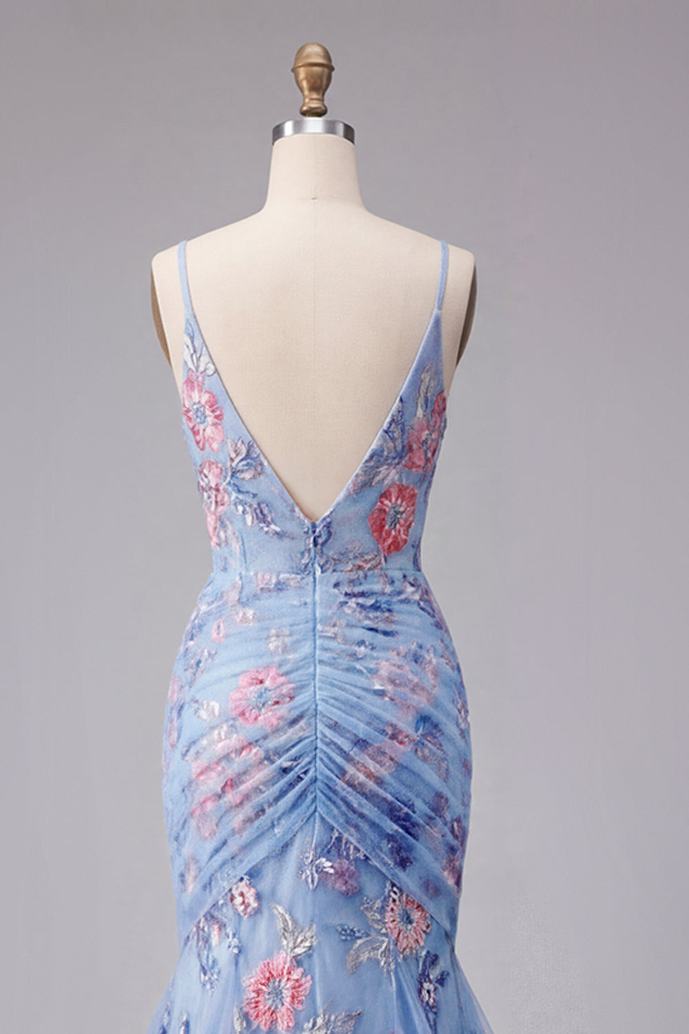 Robe de bal longue sirène bleue à fleurs avec fines bretelles et col en V