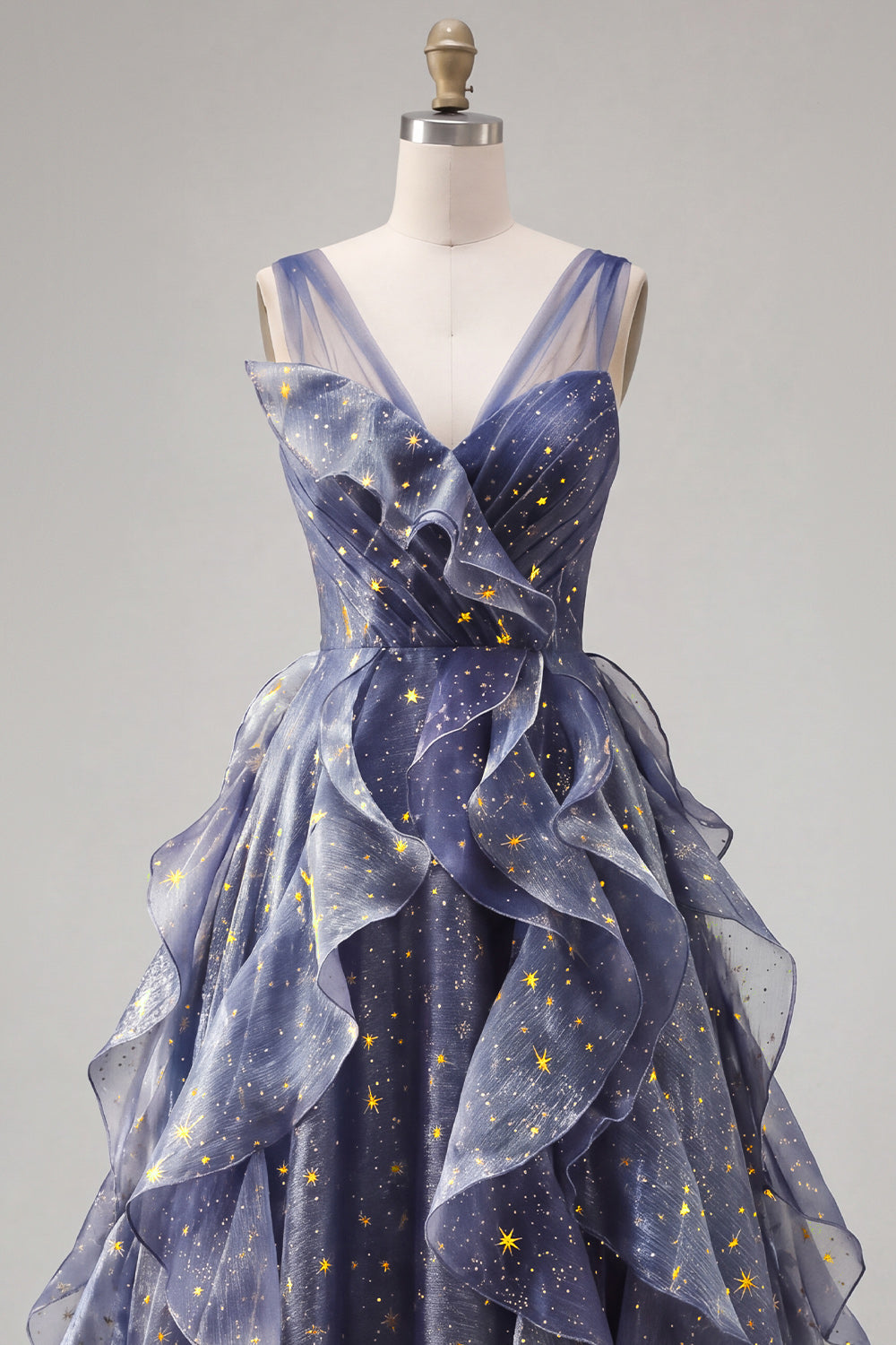 Robe de bal élégante bleu poudré en tulle col en V ciel étoilé avec volants étagés