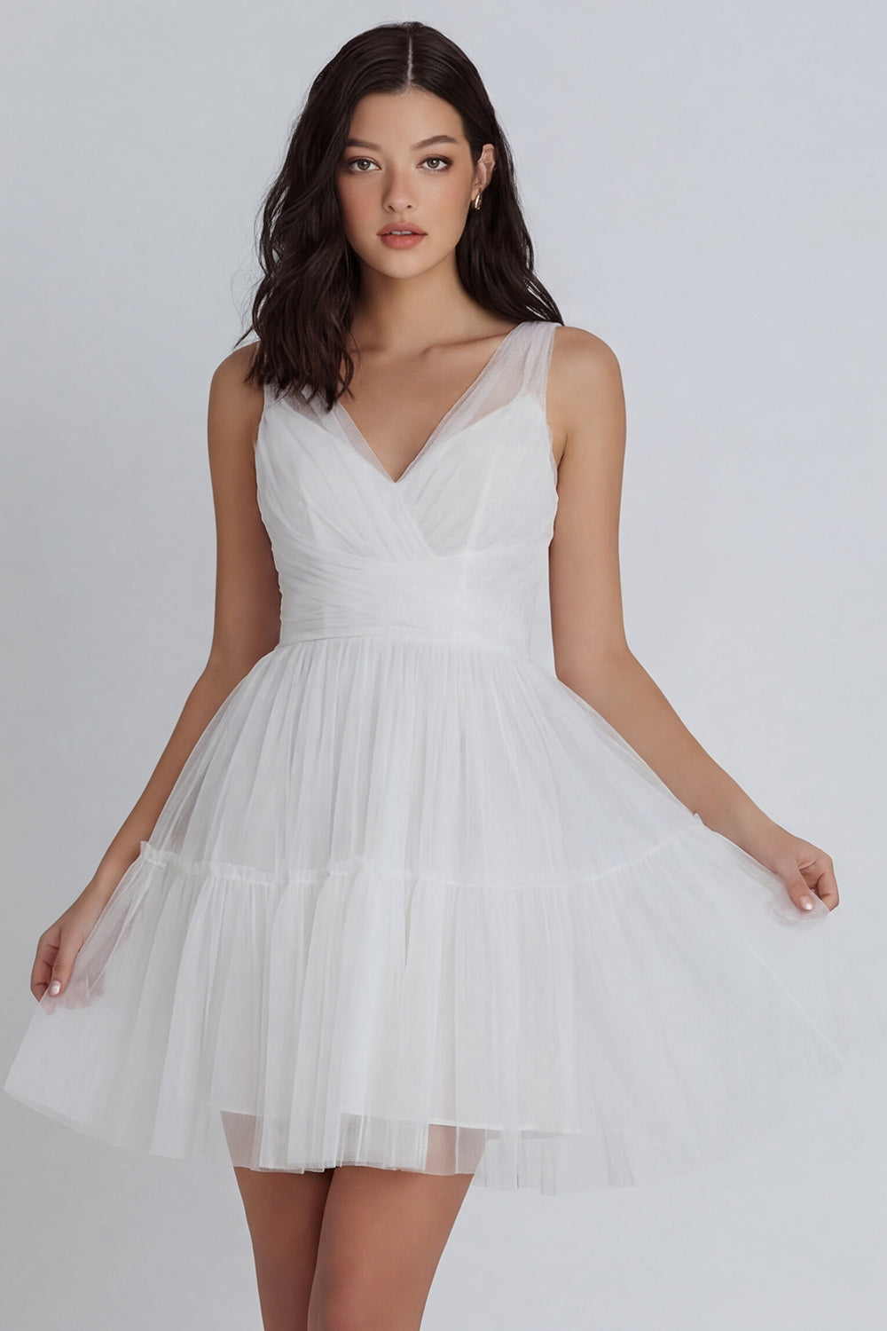 Robe courte ruchée en tulle évasée ivoire à col en V