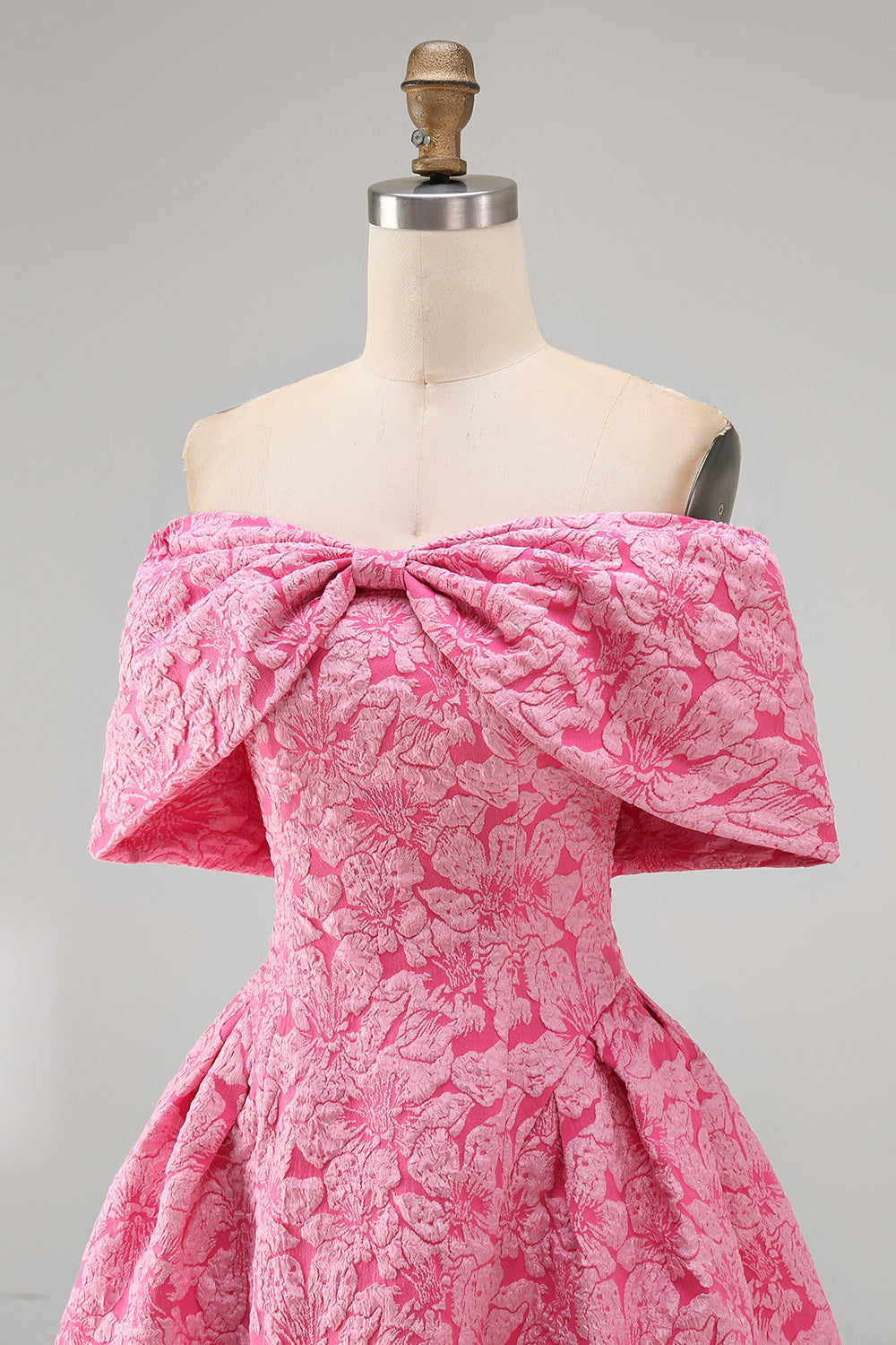 Vestido de cóctel corto de jacquard fucsia con cuello barco, corte A y lazo