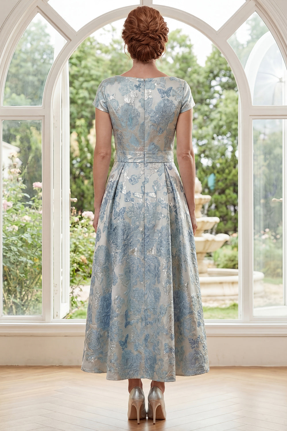 Robe longue trapèze de mère de la mariée bleue en jacquard avec nœud et décolleté bateau
