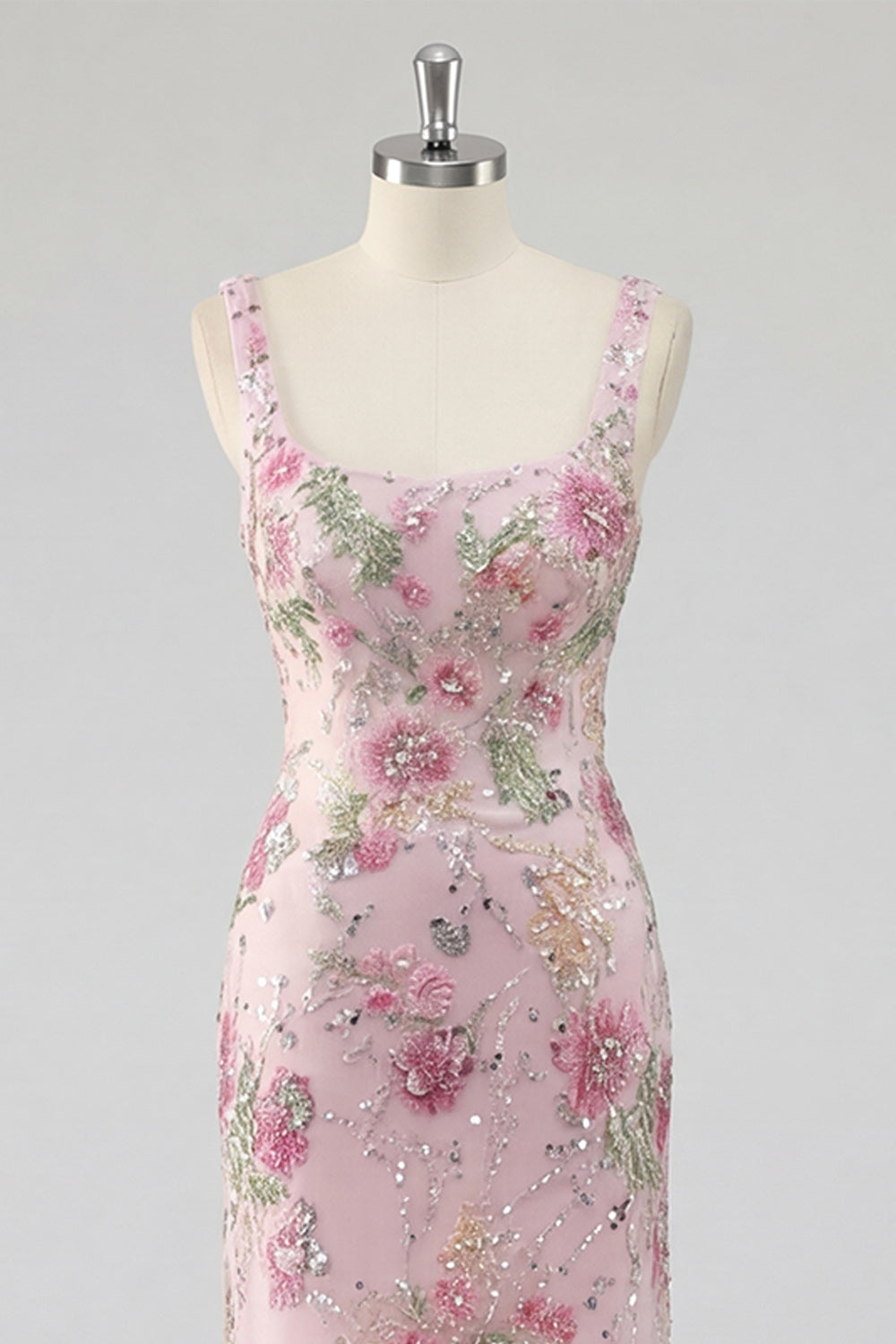 Robe de bal sirène longue rose à col carré, ornée de fleurs et de perles