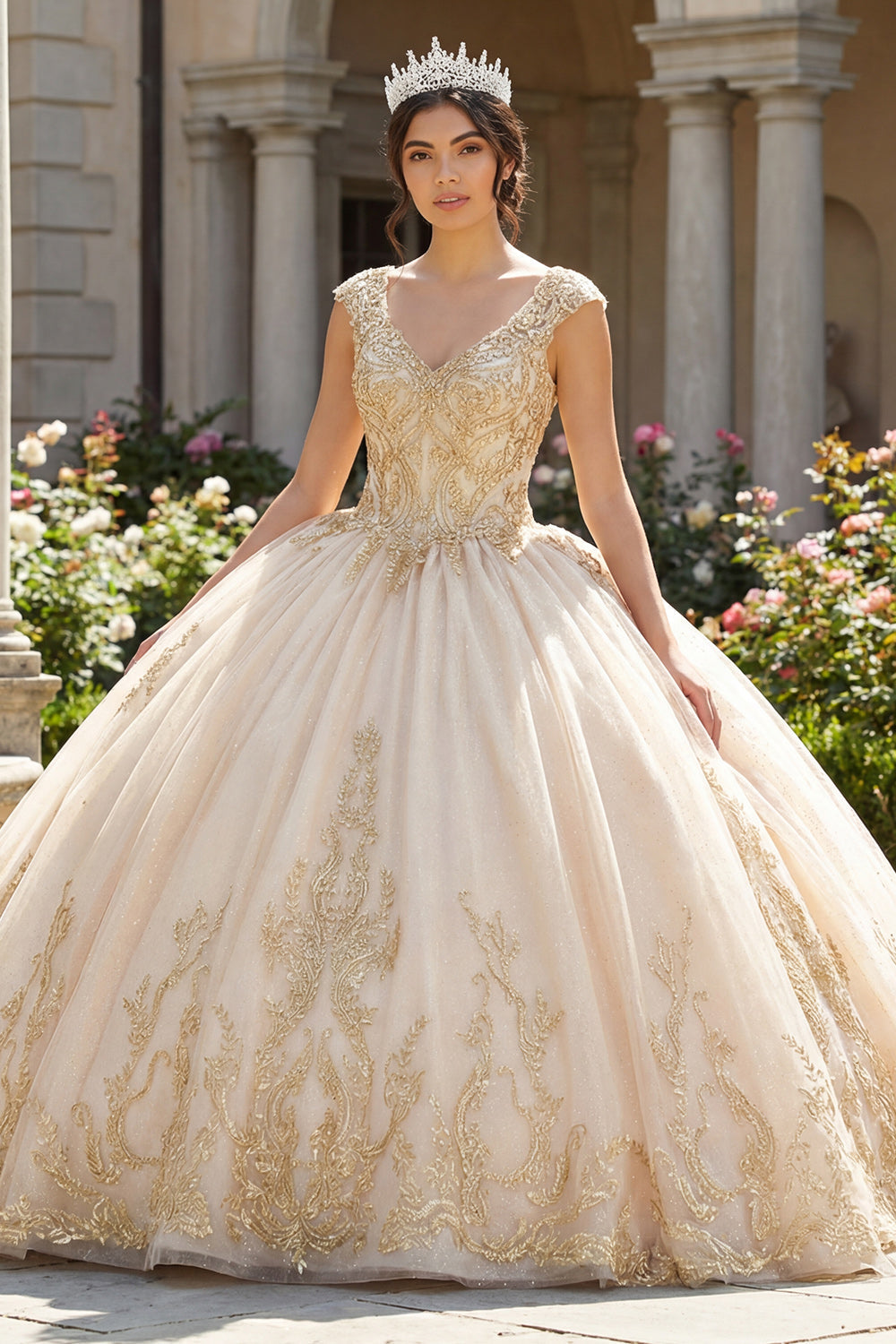 Champagne Appliquéd V-Neck Ball Gown Quinceañera Dress