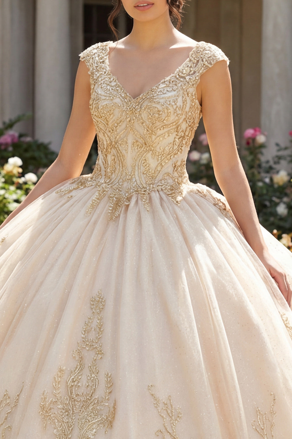 Champagne Appliquéd V-Neck Ball Gown Quinceañera Dress