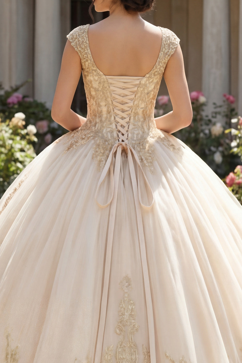 Champagne Appliquéd V-Neck Ball Gown Quinceañera Dress