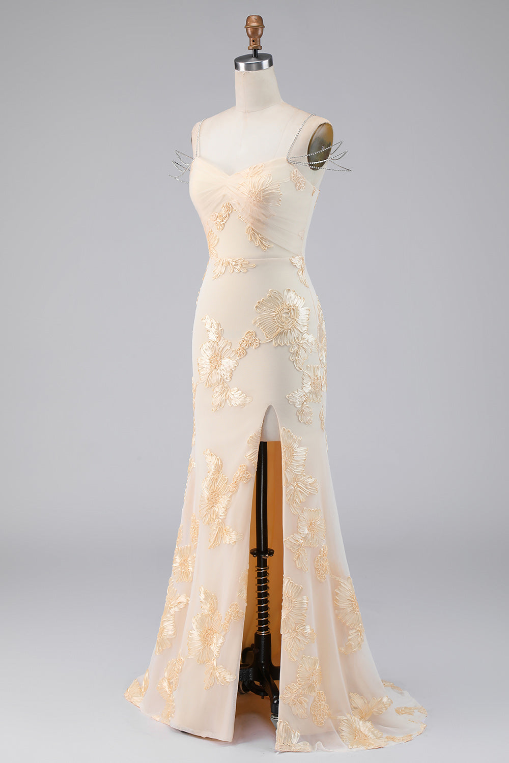 Vestido de noche formal de sirena floral amarillo claro con tirantes de cadena de pedrería