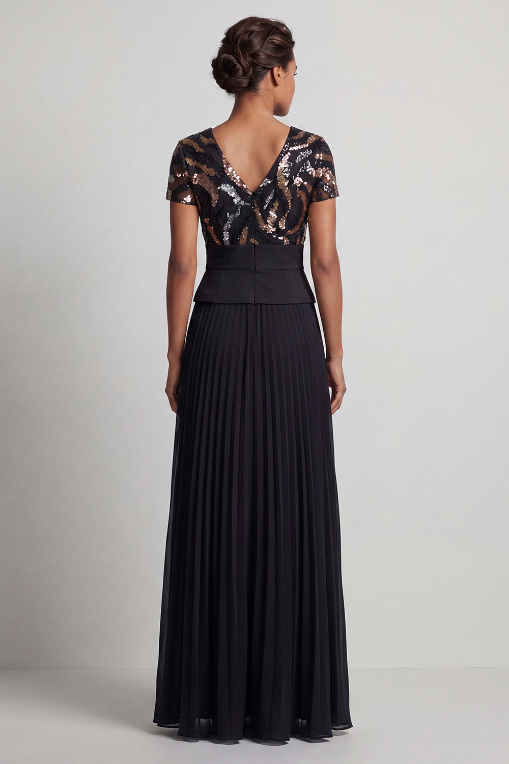 Sparkly Black Chiffon Pleated A Line Long Mother Of the Bride Dress with Sleeves