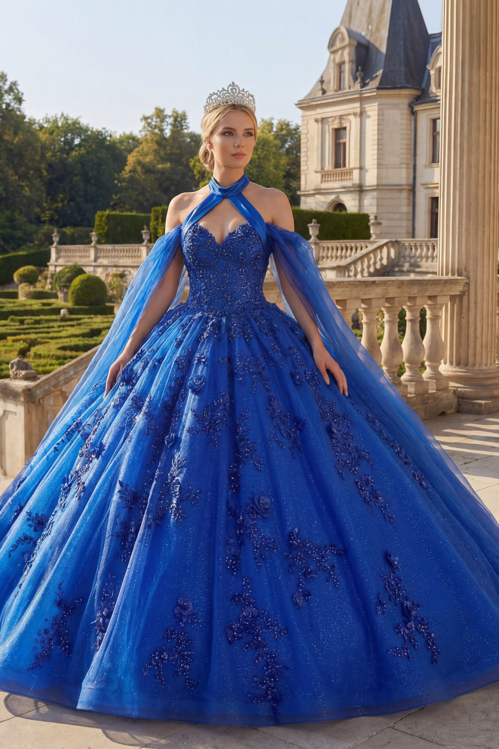 Robe de bal bleu roi avec licou et appliques, robe de quinceañera avec manches cape