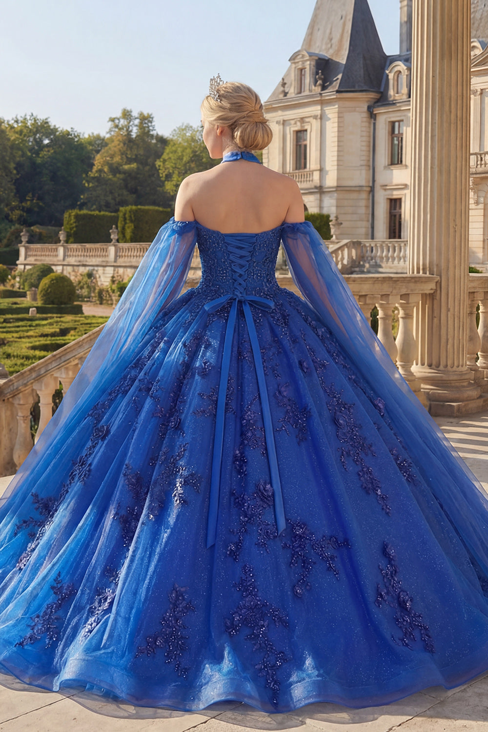 Robe de bal bleu roi avec licou et appliques, robe de quinceañera avec manches cape