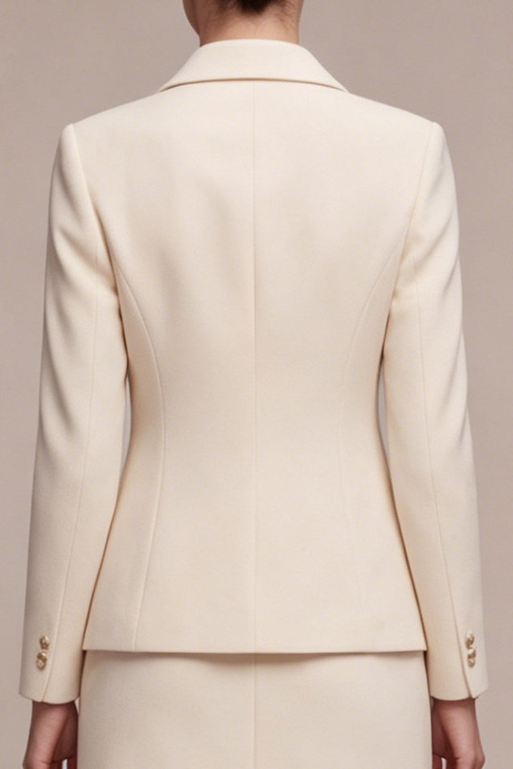 Robe de cérémonie courte ivoire à simple boutonnage, col tailleur cranté, 2 pièces