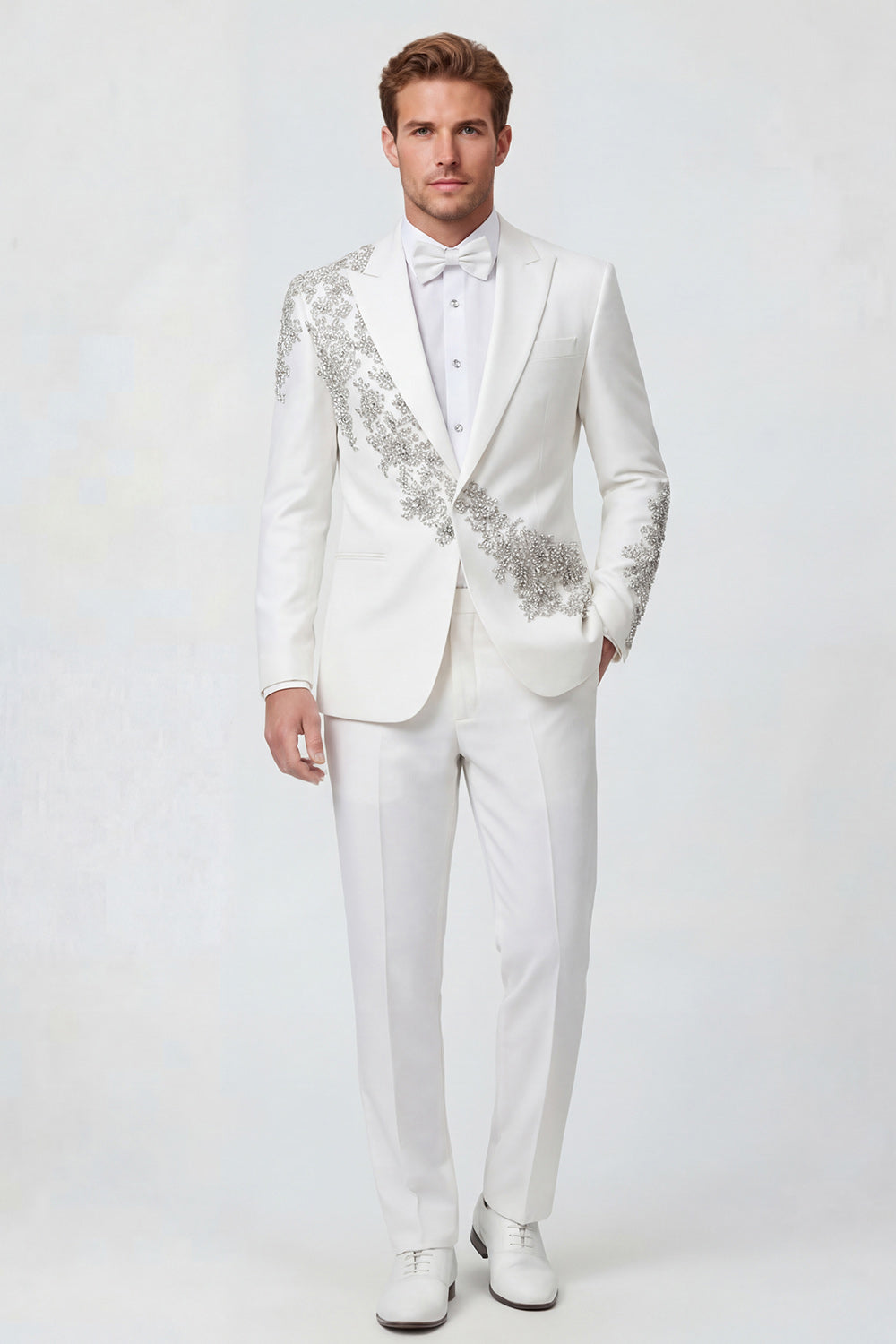Costume de mariage 2 pièces blanc à revers pointus et un bouton pour homme avec perles