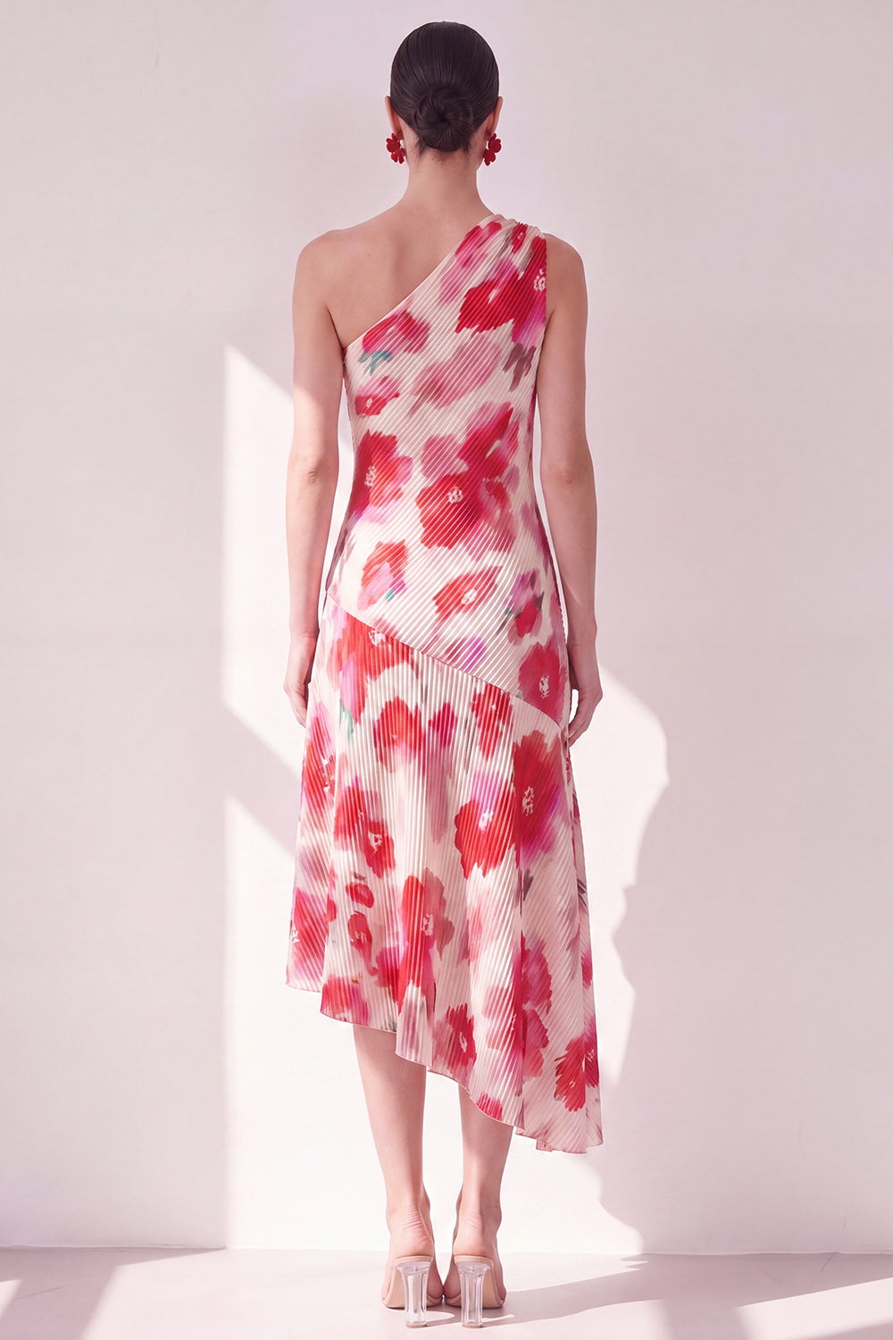 Robe midi asymétrique A-line à une épaule et fleur bleu rouge