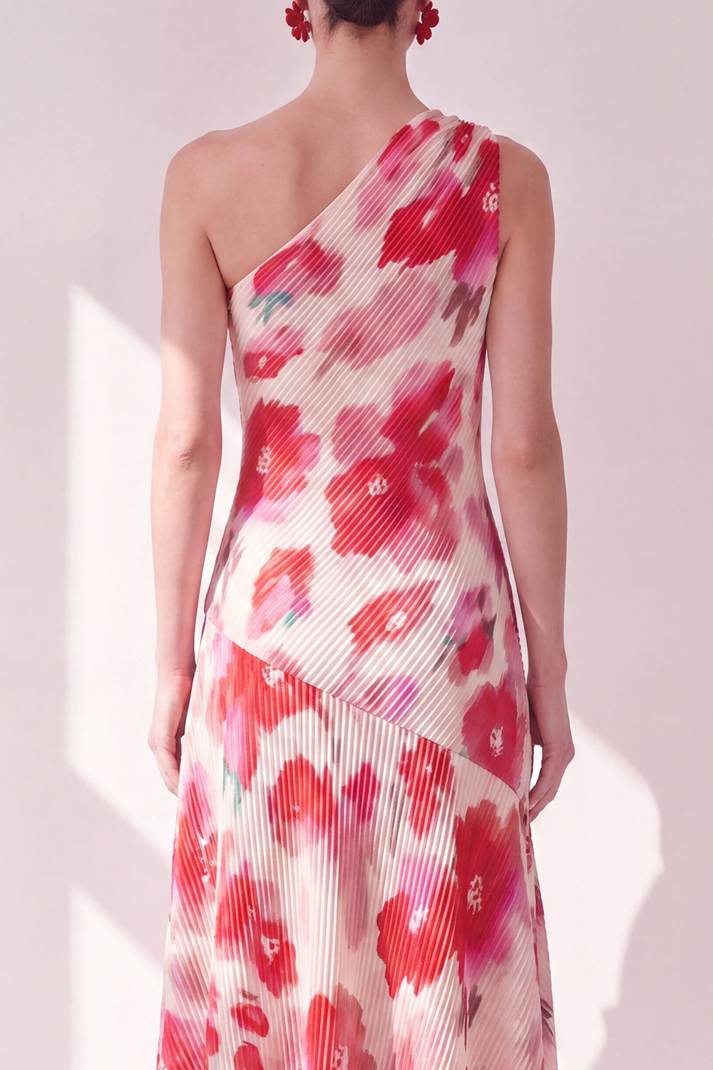 Robe midi asymétrique A-line à une épaule et fleur bleu rouge