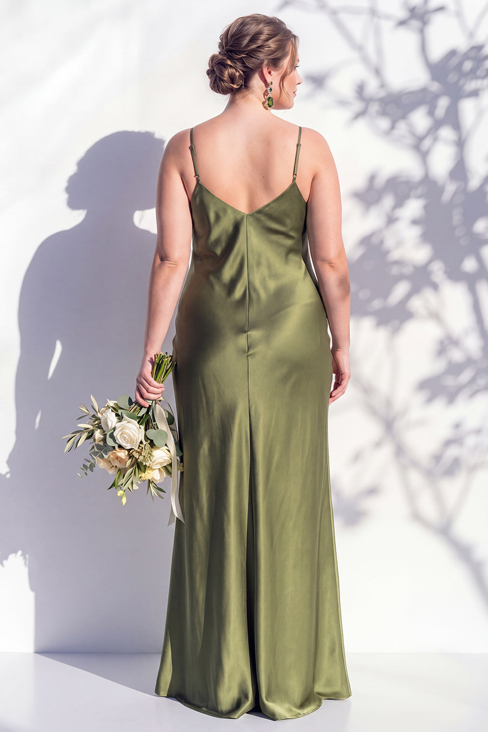 Robe fourreau jaune en satin à fines bretelles pour demoiselle d'honneur