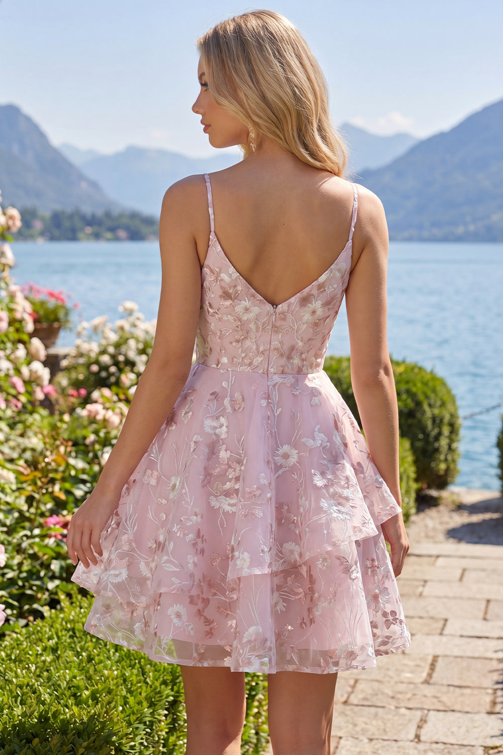 Vestido de Fiesta Floral Rosa en Corsé con Tirantes Espagueti y Corte A