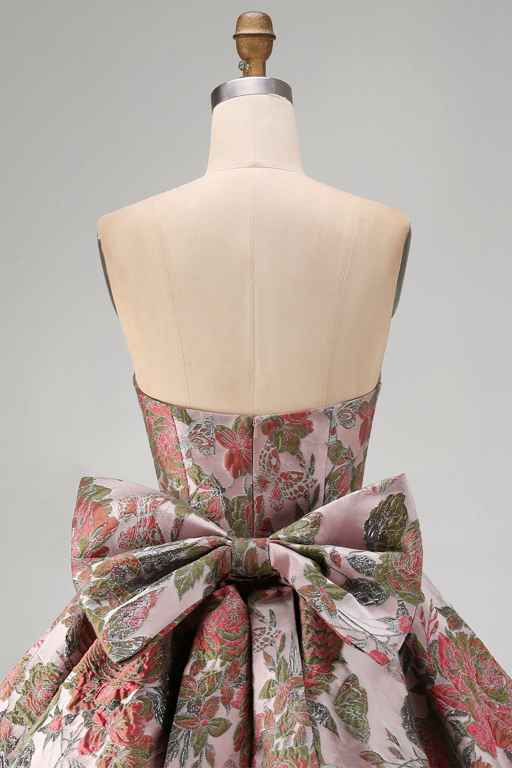 Robe de bal de rentrée rose à ligne A en jacquard floral et décolleté cœur avec nœud