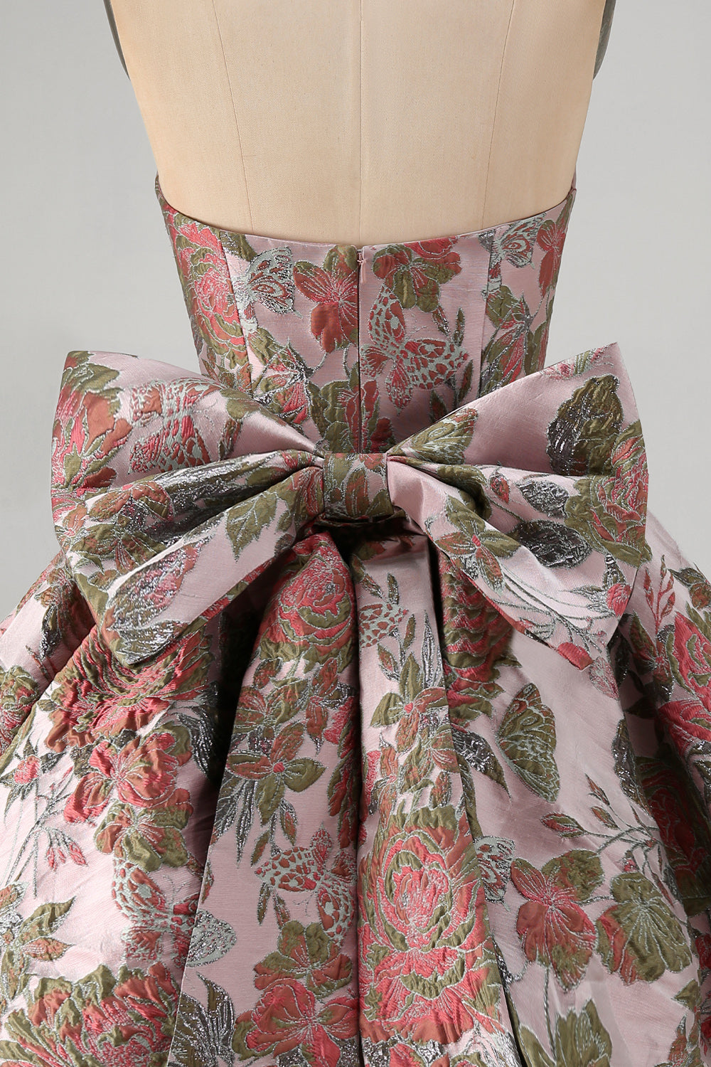Robe de bal de rentrée rose à ligne A en jacquard floral et décolleté cœur avec nœud