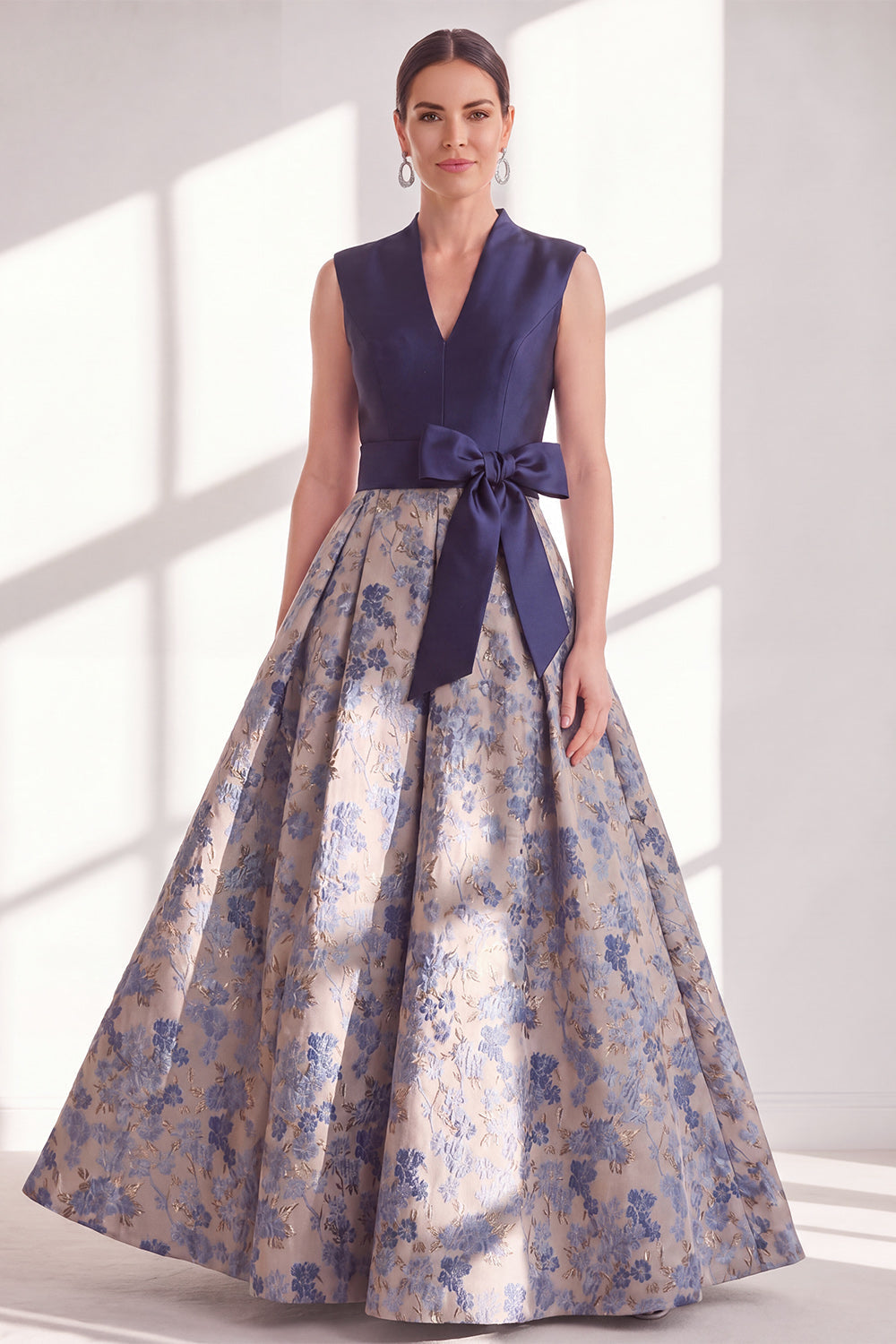 Blue A-Line V-Neck Floral Long Mother of the Bride Dress with Bow
