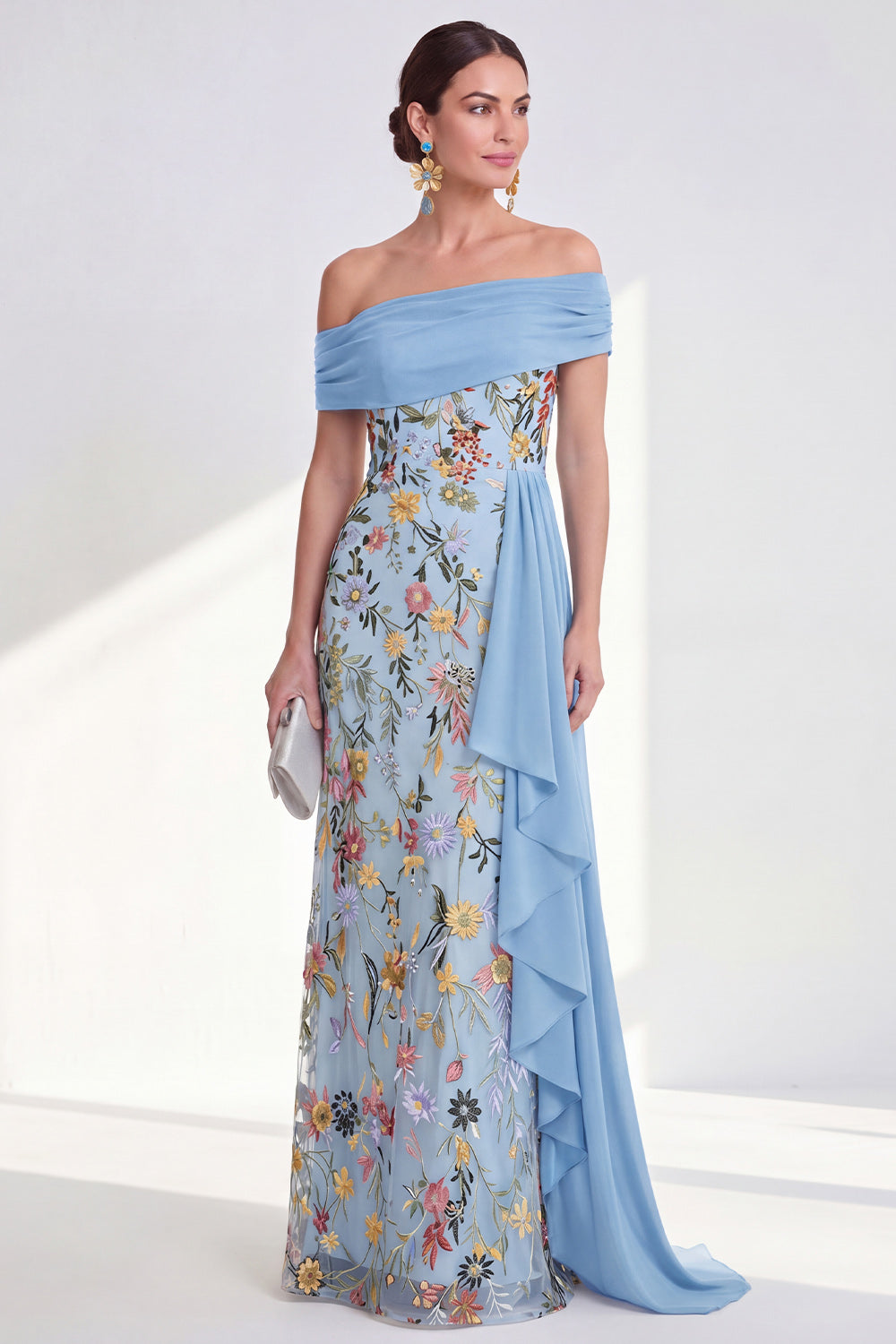 Robe longue de mère de la mariée fourreau vert floral avec ceinture épaules dénudées