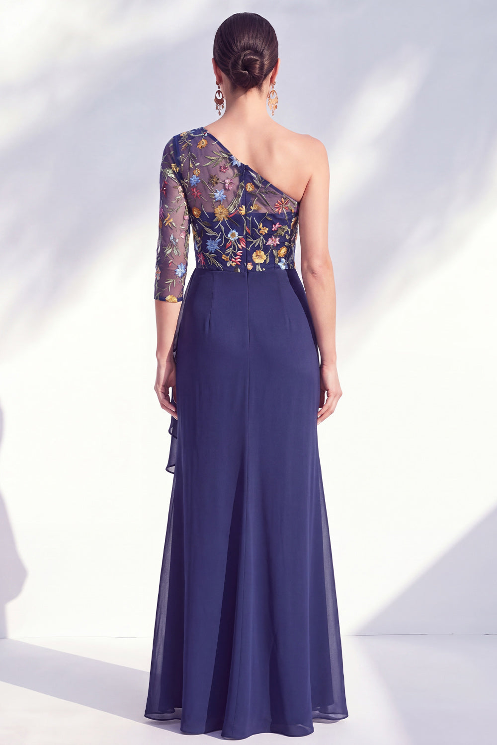 Robe longue de mère de la mariée sirène, gris-violet, florale, asymétrique