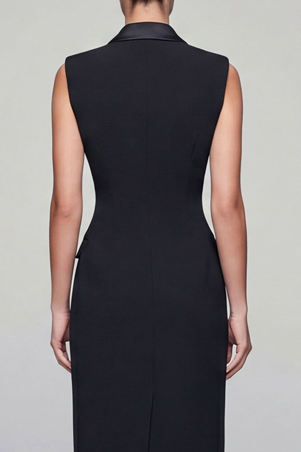 Robe de travail fourreau midi noire à double boutonnage et revers en pointe