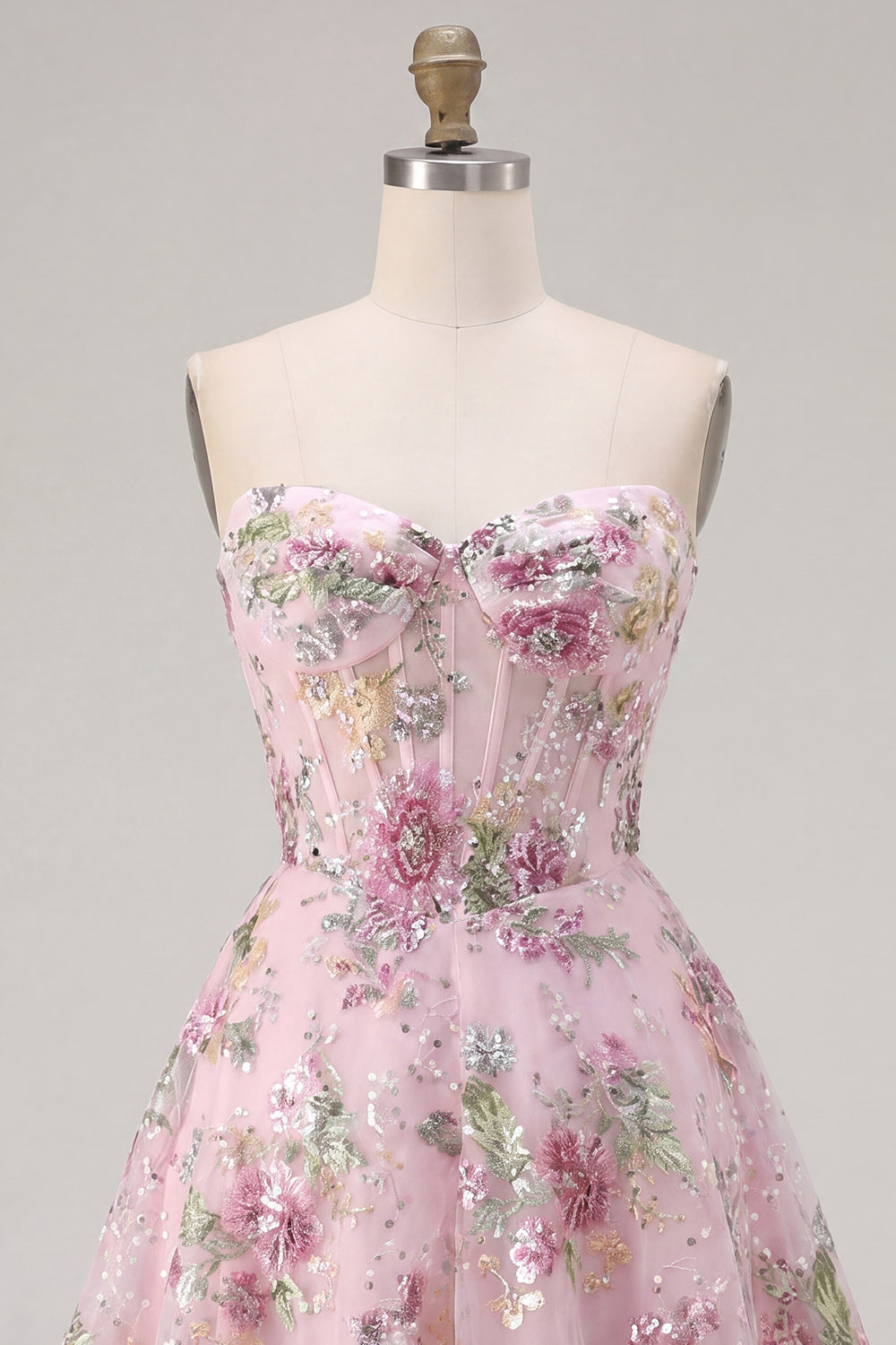 Robe de cocktail rose en forme de cœur, ligne A, corset, sequins et fleurs
