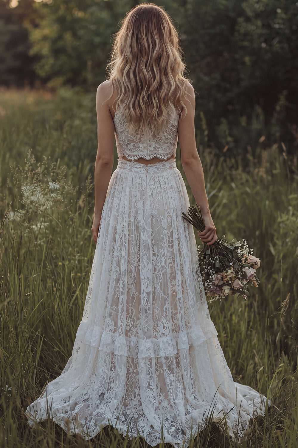 Robe de mariée bohème 2 pièces coupe trapèze en dentelle ivoire à volants